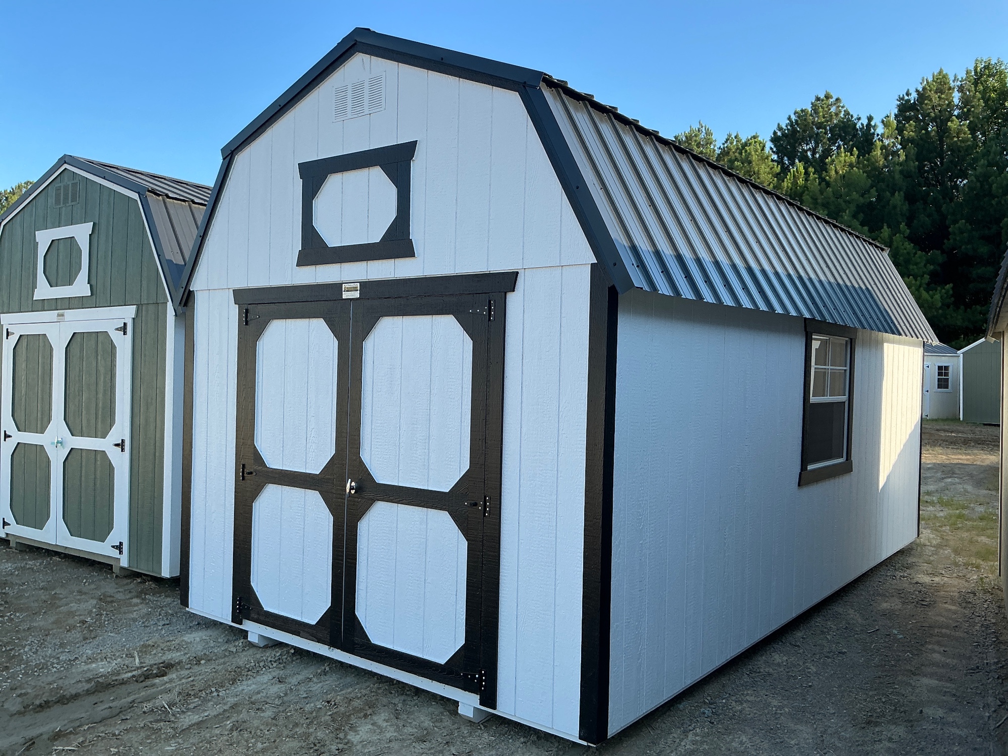 Lofted Barn - 10x20