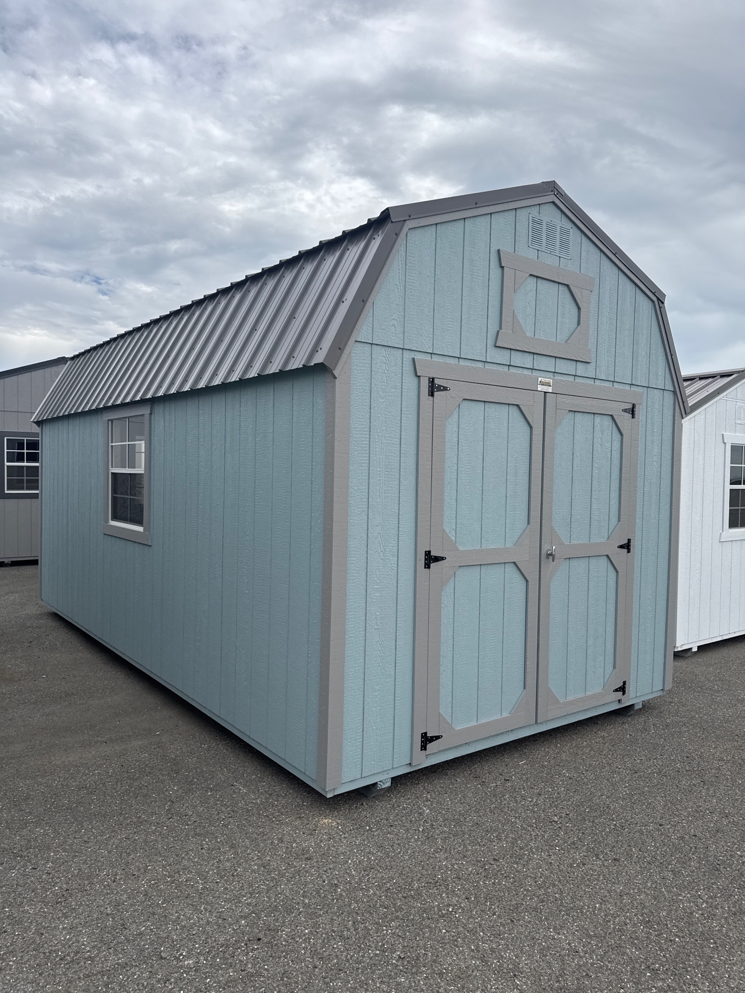 Lofted Barn - 10x20