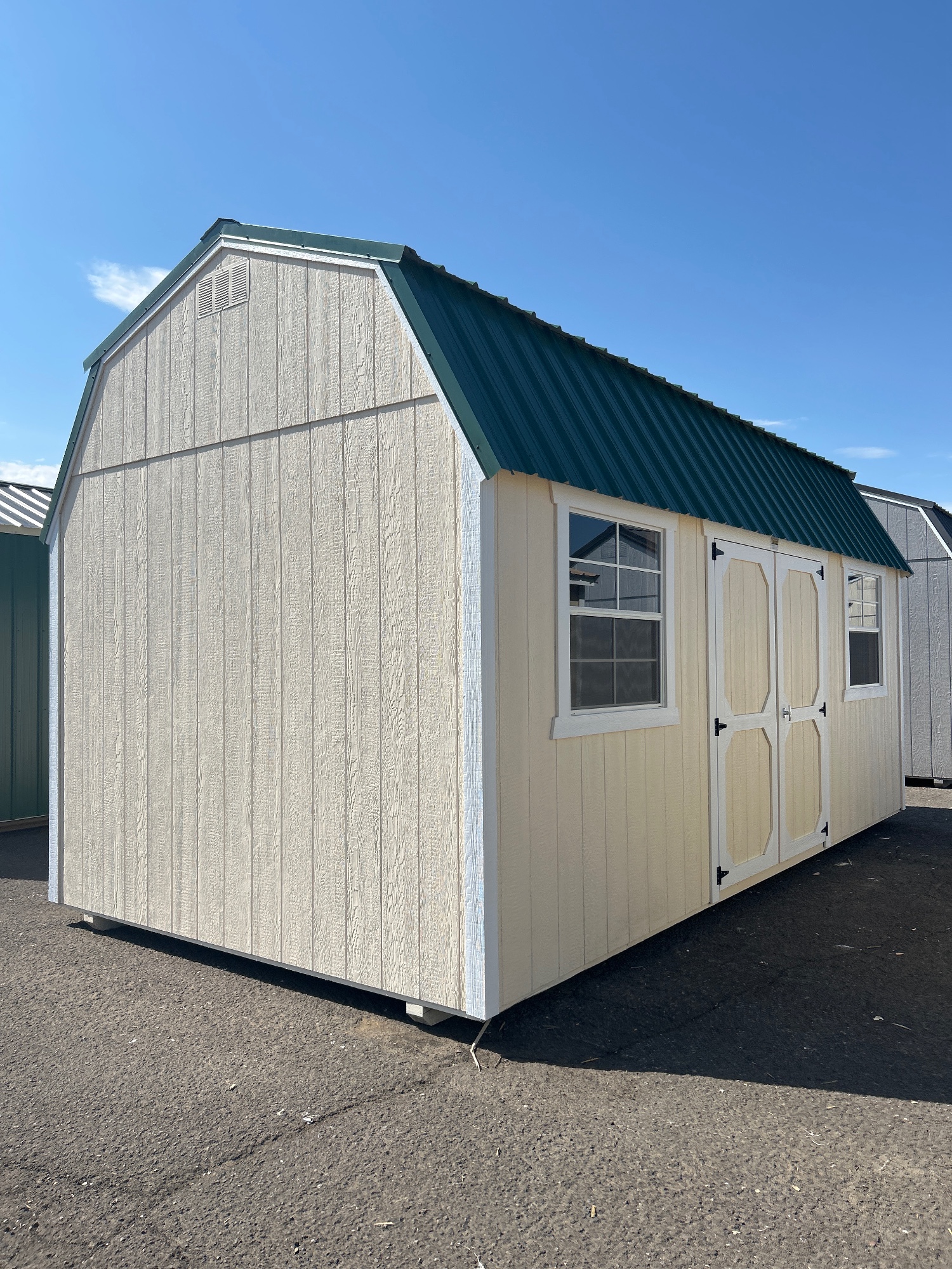 Lofted Barn - 10x20