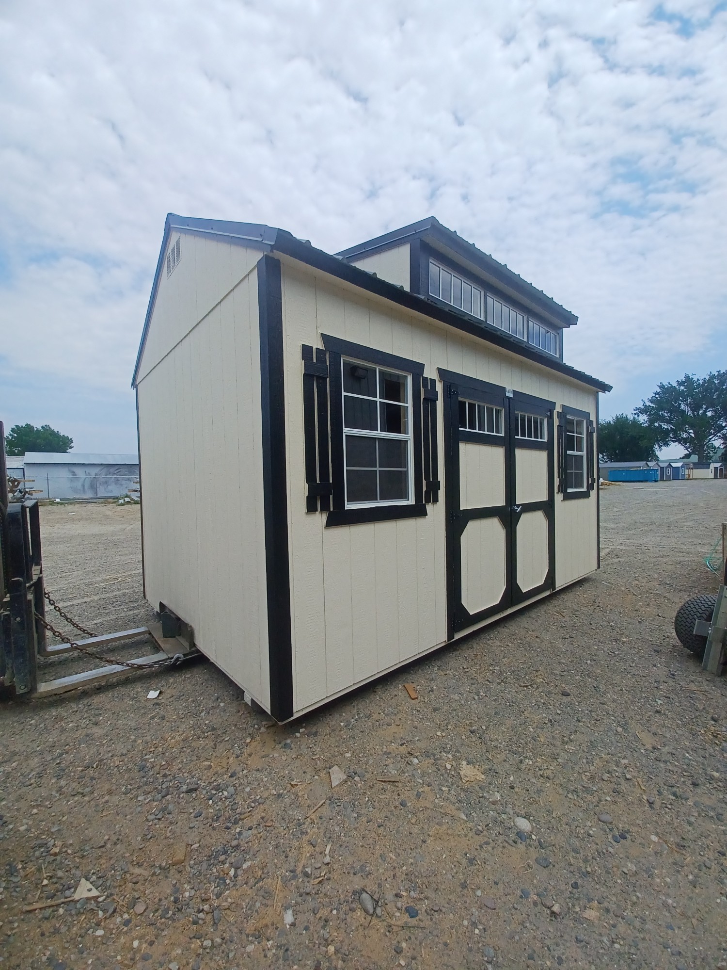Utility Dormer - 10x16