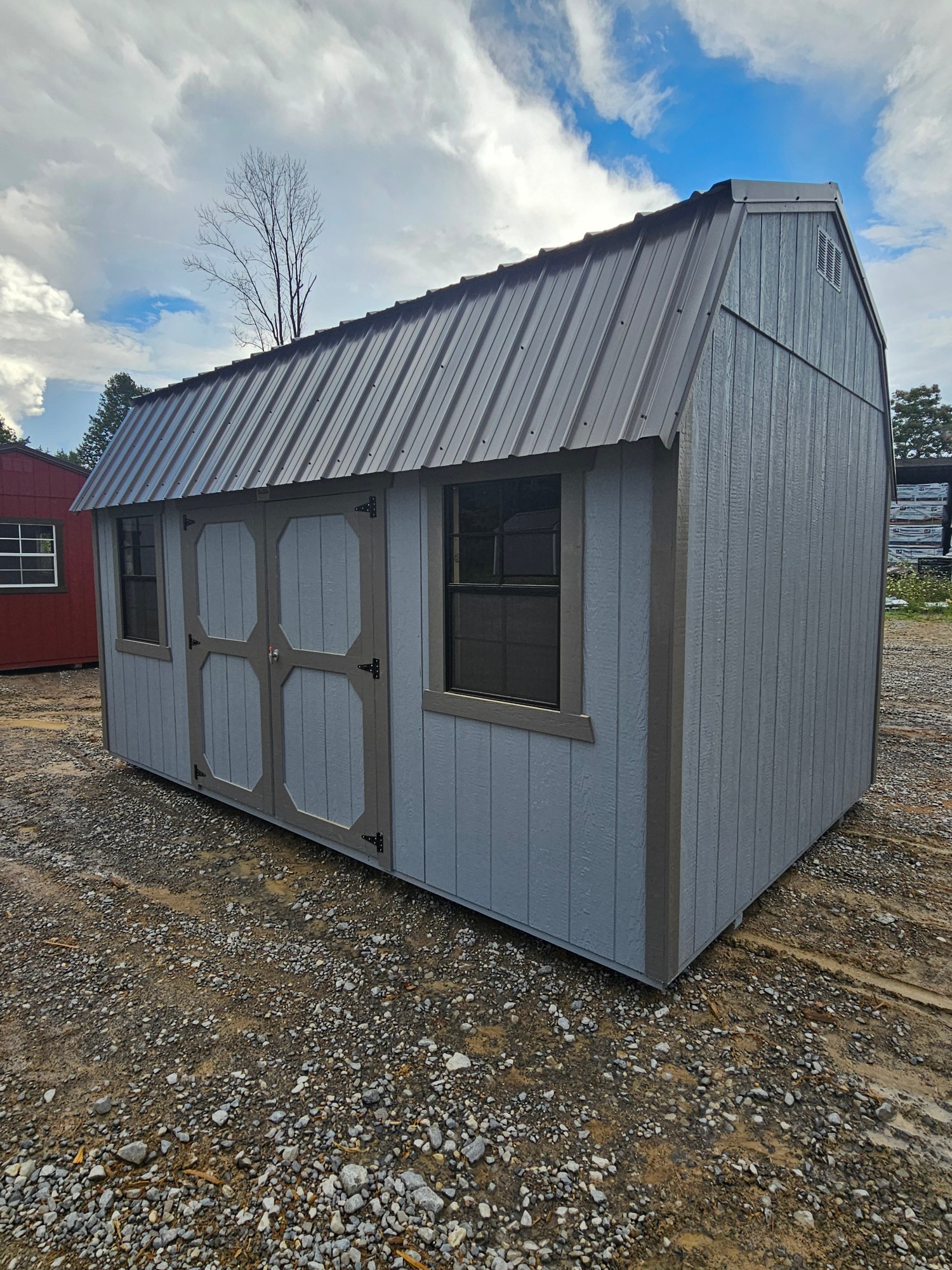 Lofted Barn - 10x16