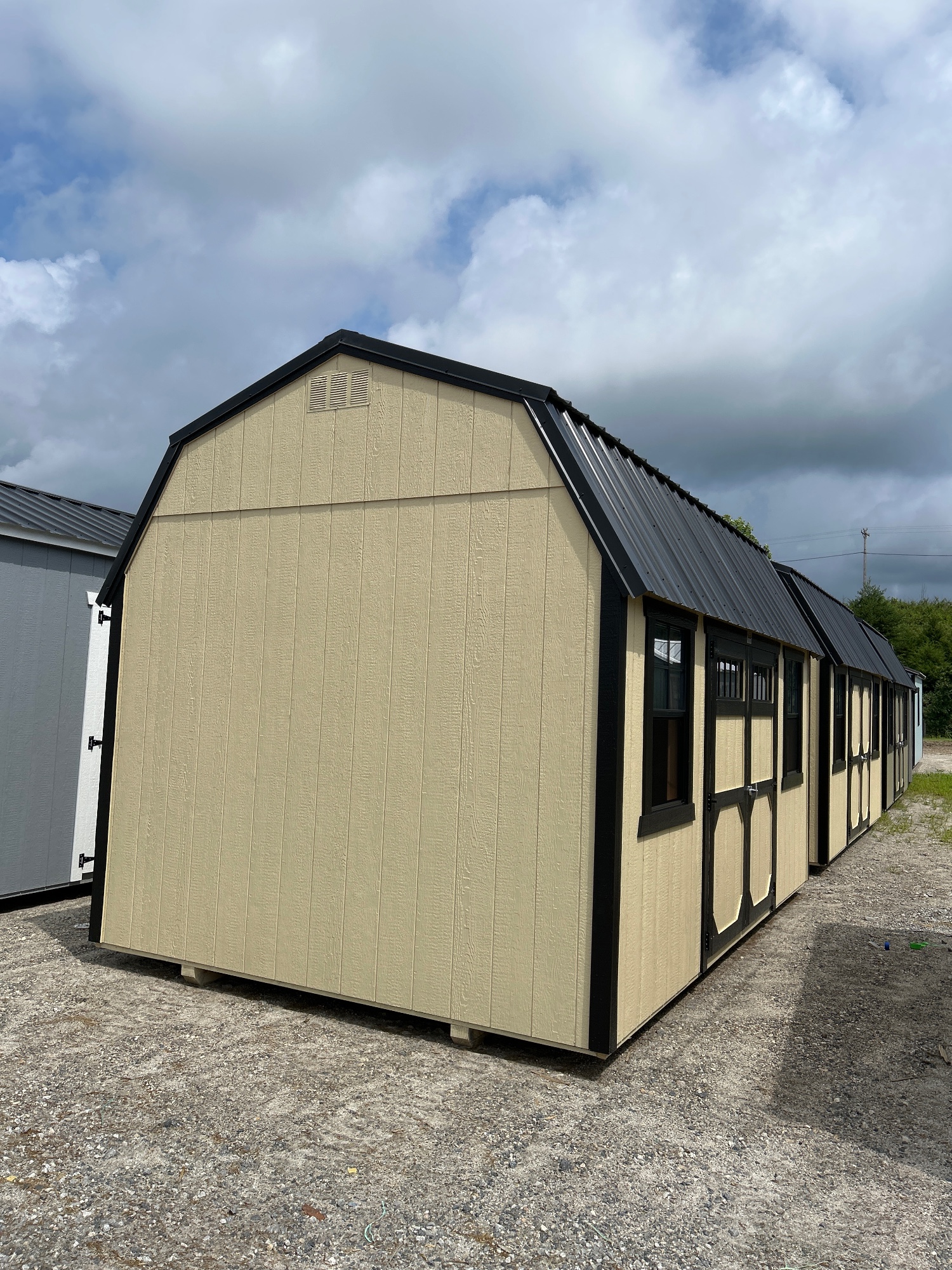 Lofted Barn - 10x16