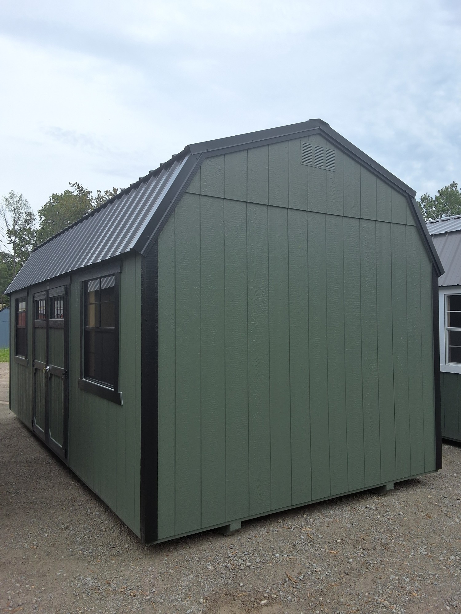 Lofted Barn - 10x20