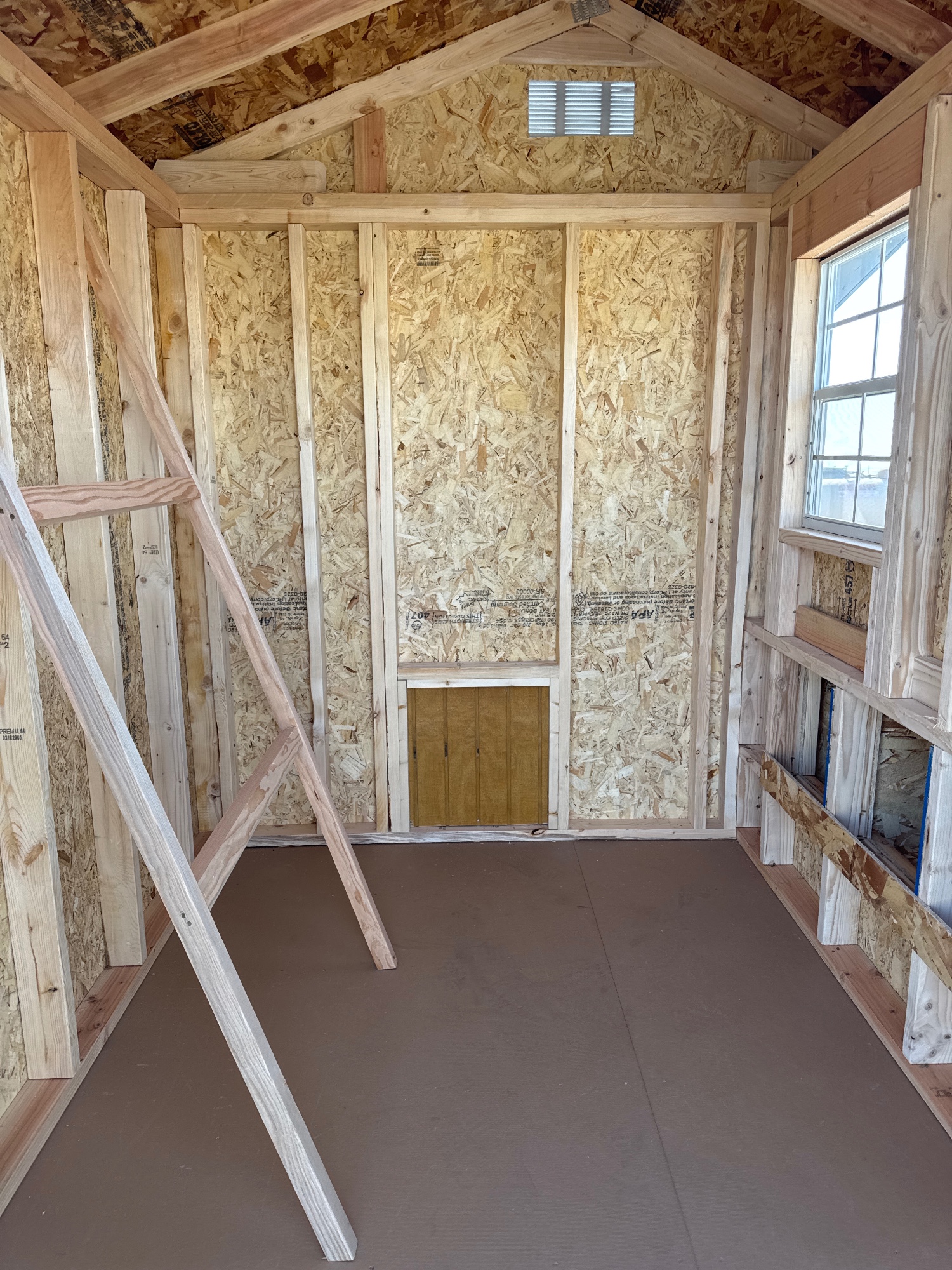 Chicken Coop - 6x8 image 4