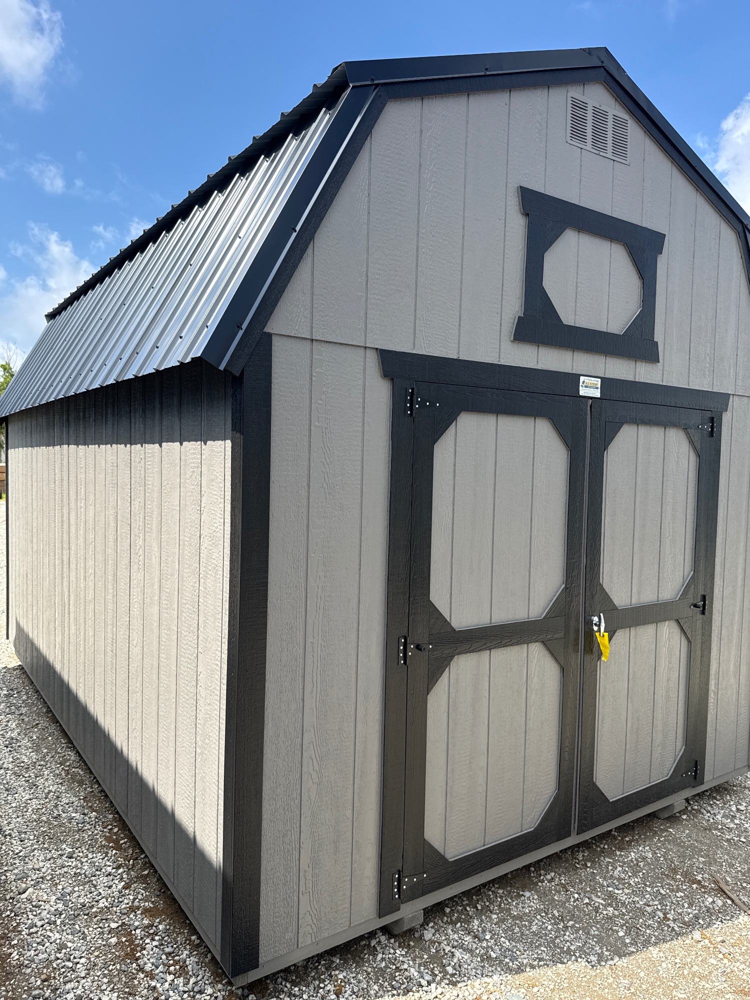 Lofted Barn - 10x16