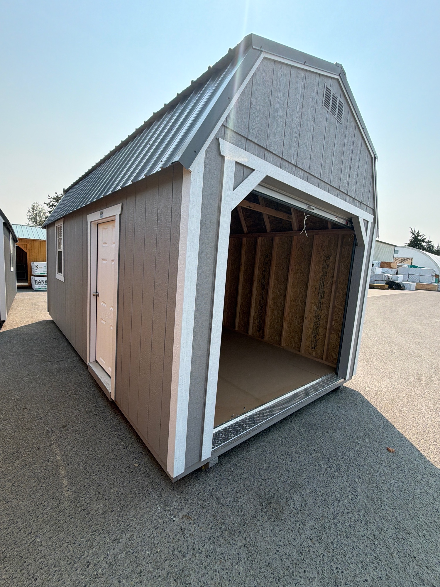 Lofted Barn 8' Garage - 10x20