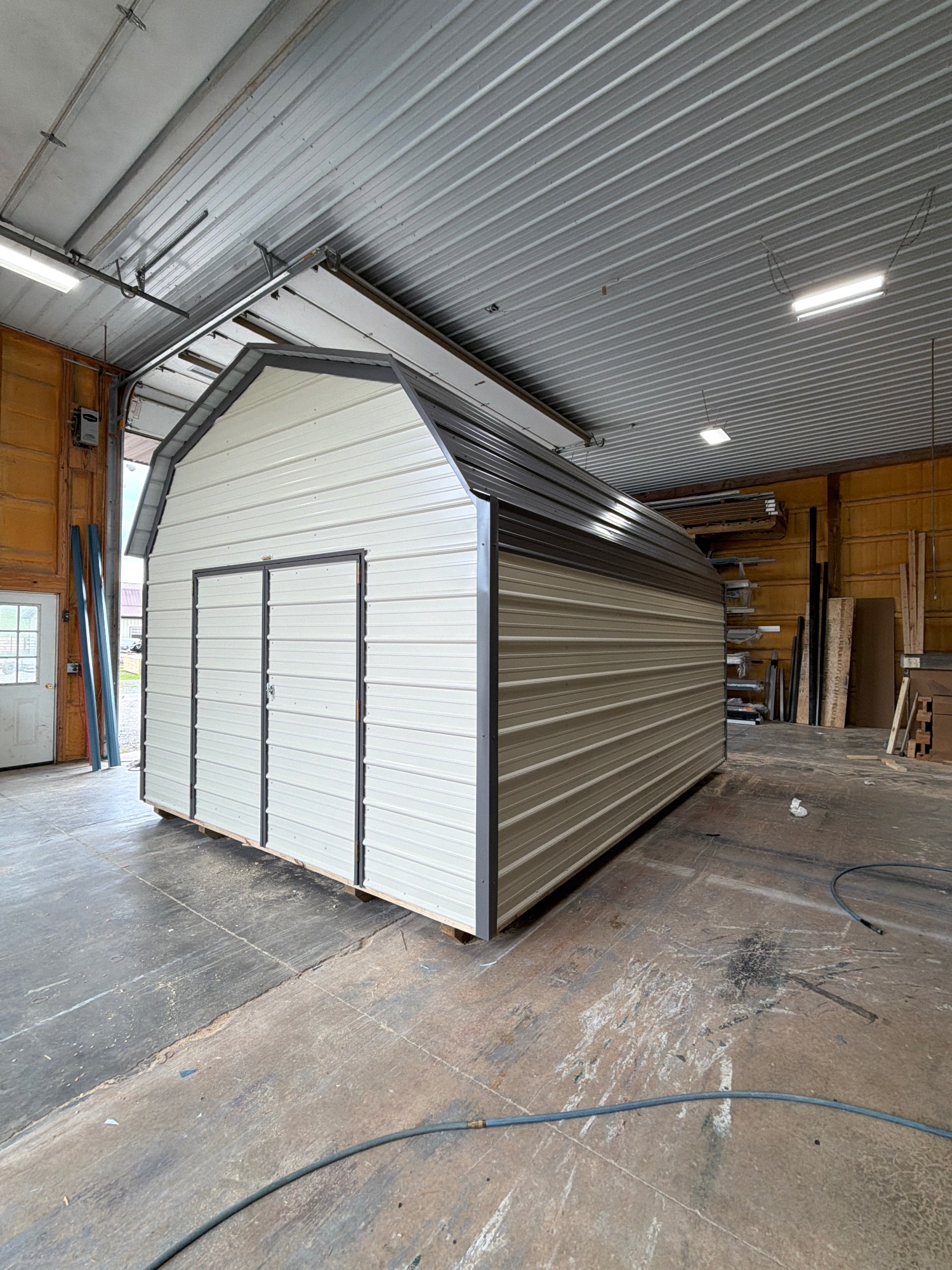 Metal Lofted - 12x16