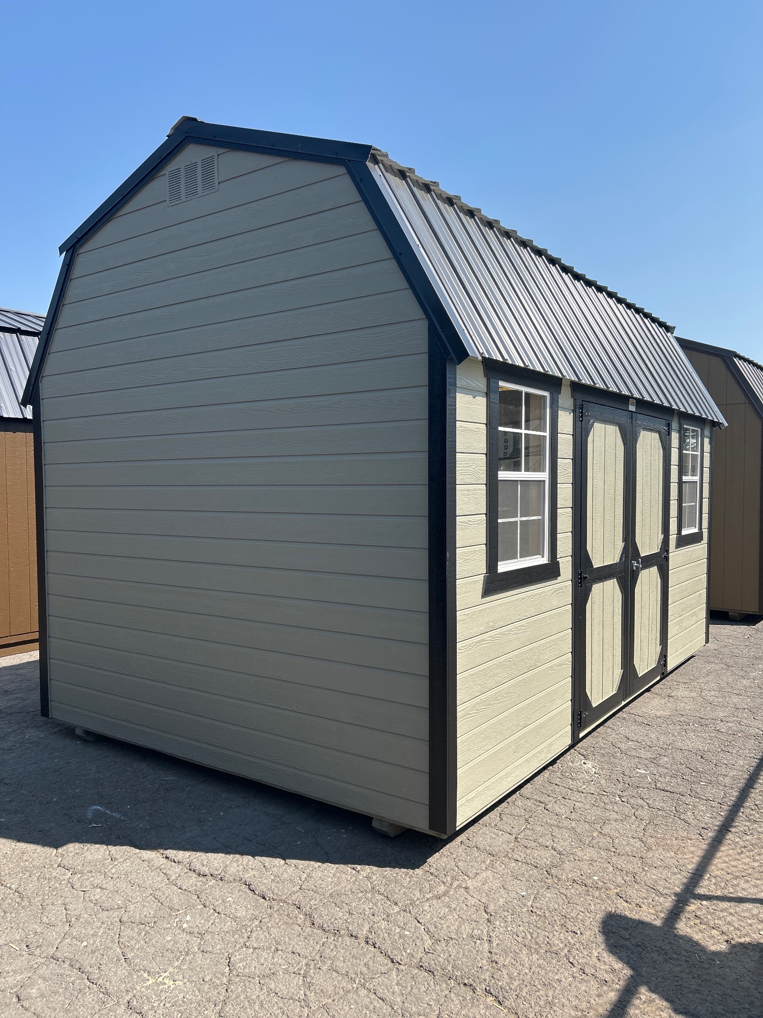Lofted Barn - 10x16