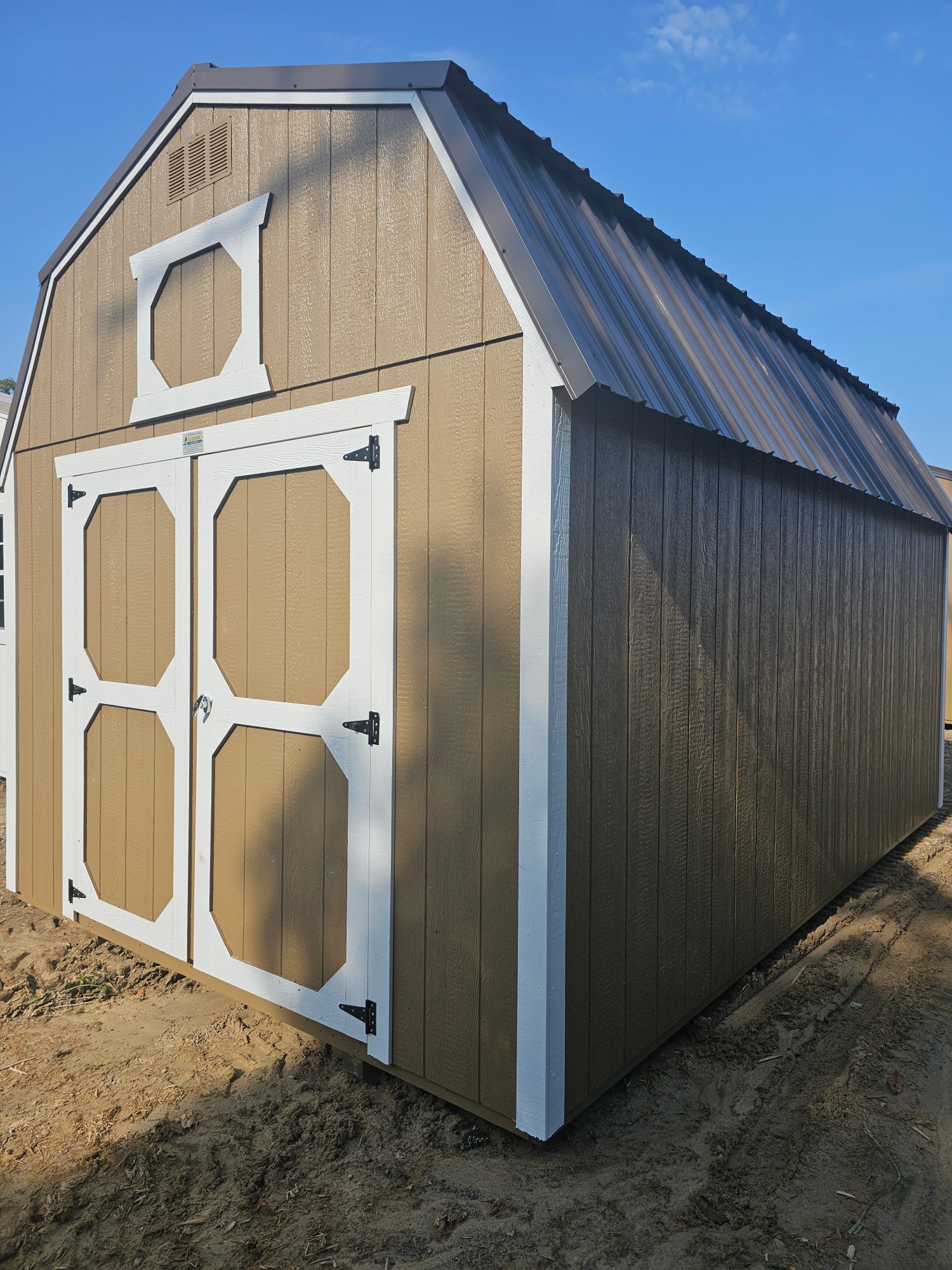 Lofted Barn - 10x16