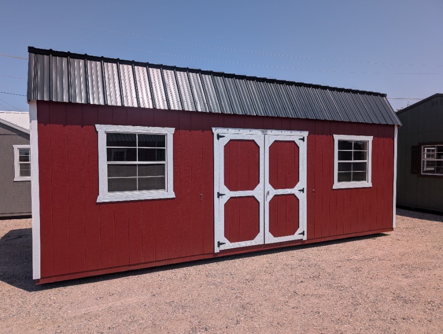 Side Lofted Barn