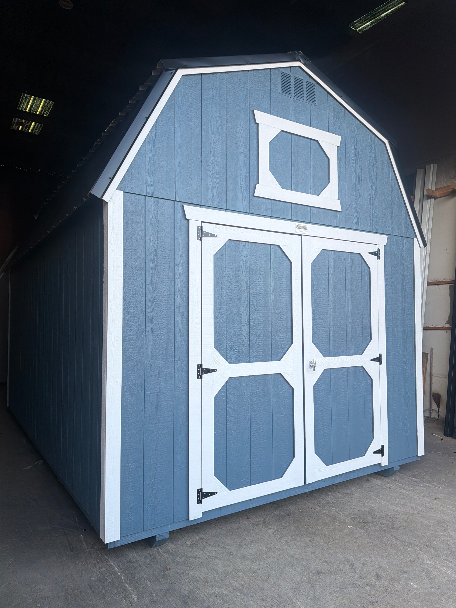 Lofted Barn - 10x16