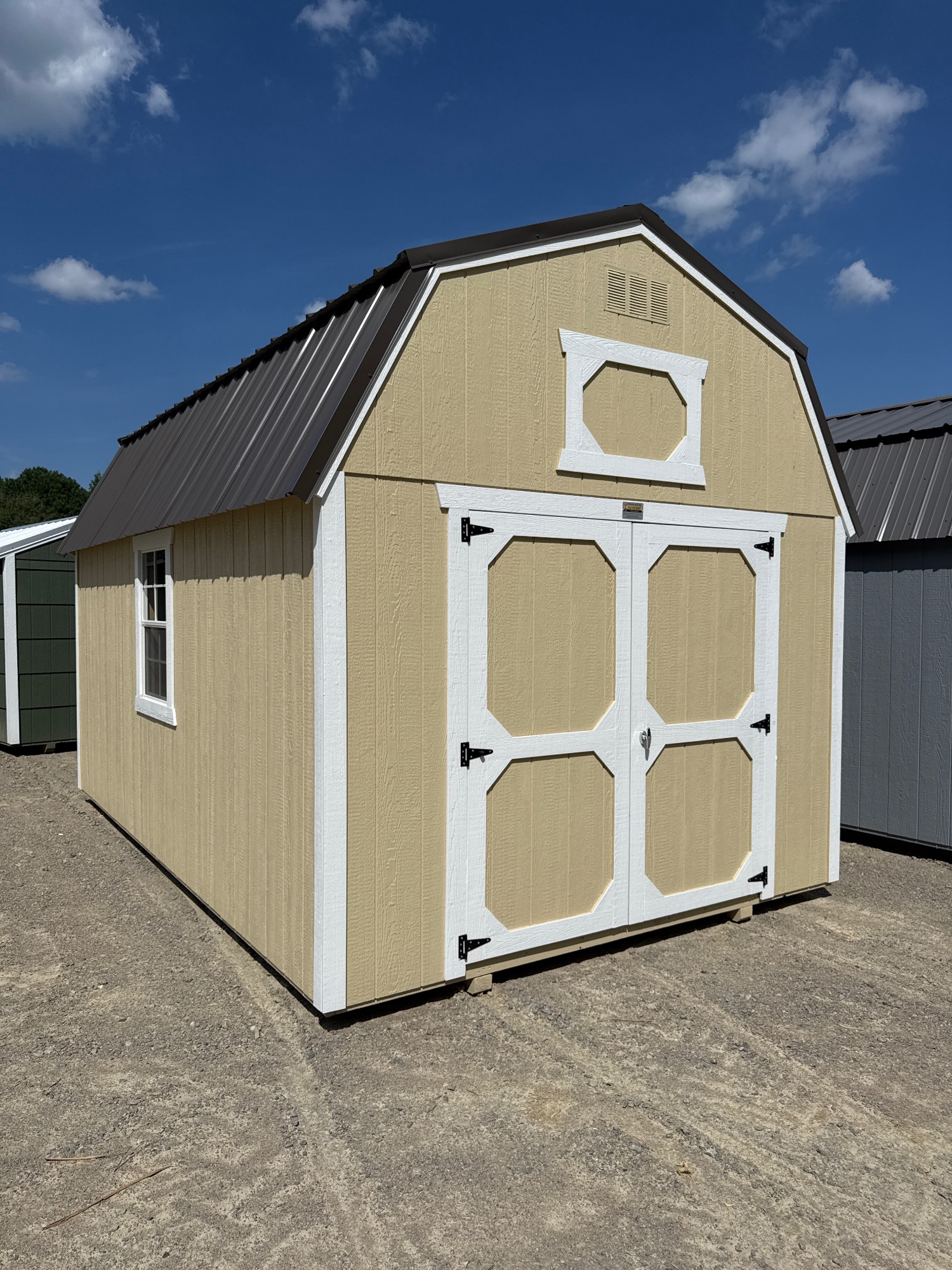 Lofted Barn - 10x16