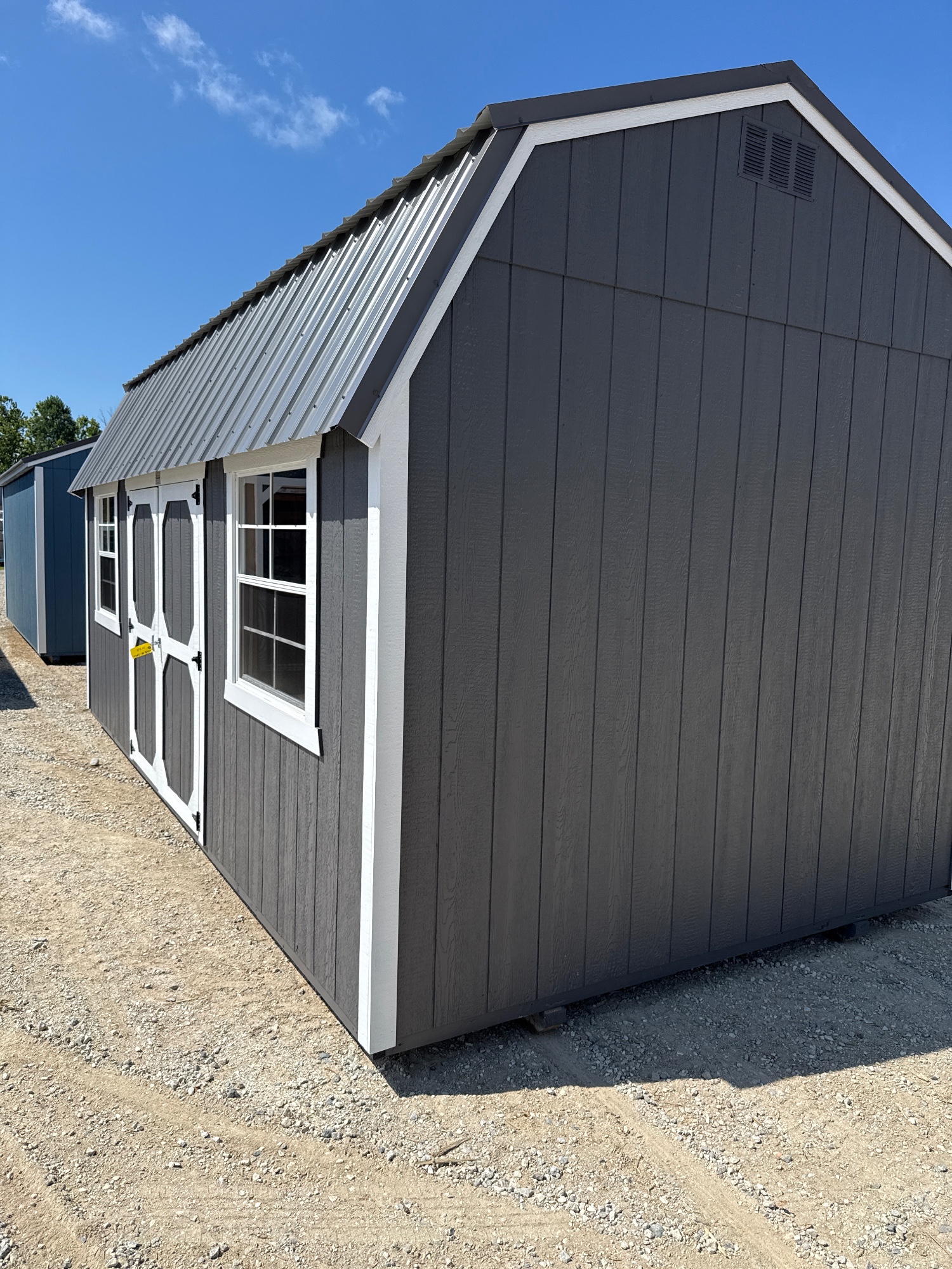 Lofted Barn - 10x20