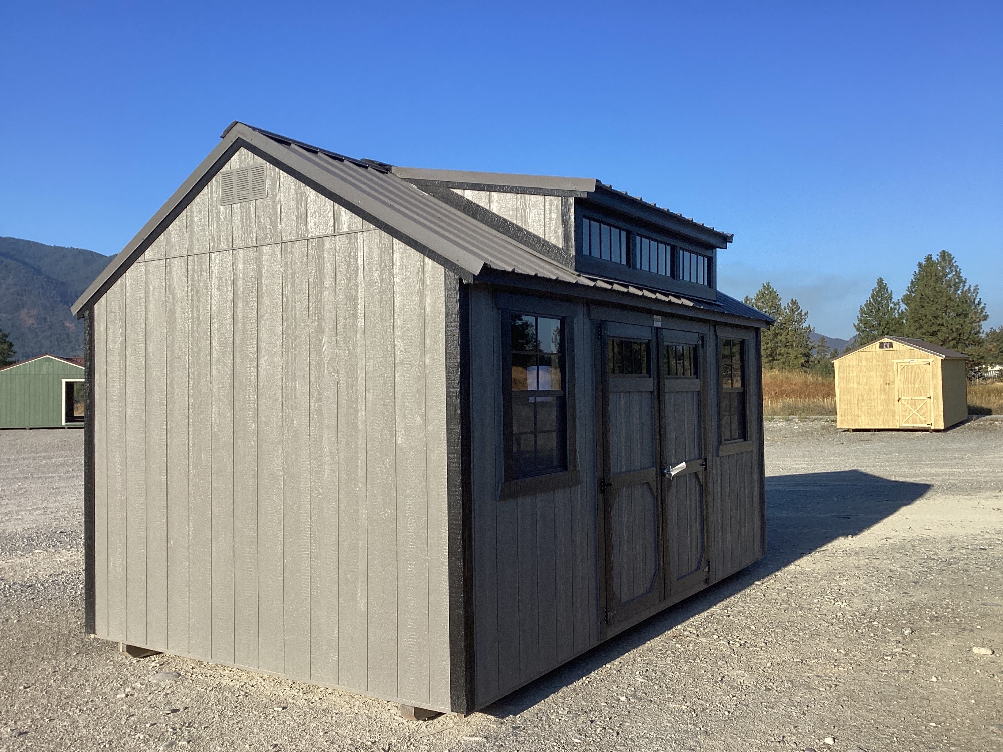Utility Dormer - 10x16