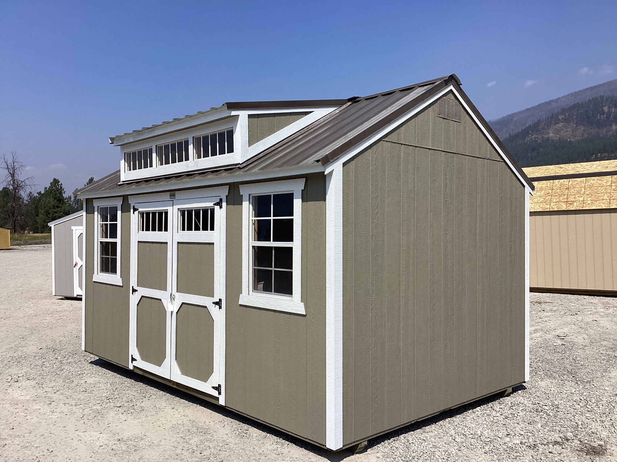Utility Dormer - 10x16