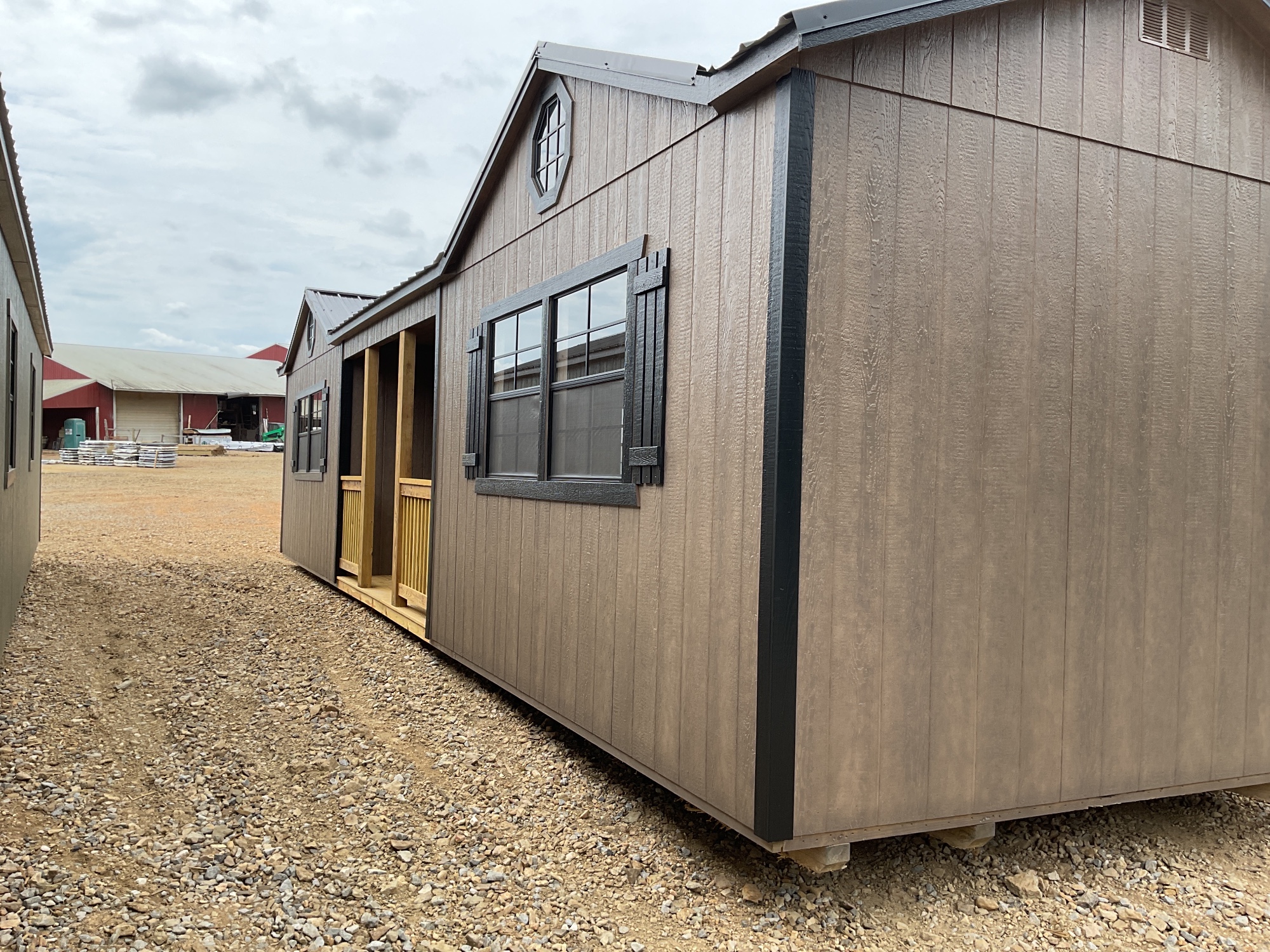 Utility Center Porch - 12x40
