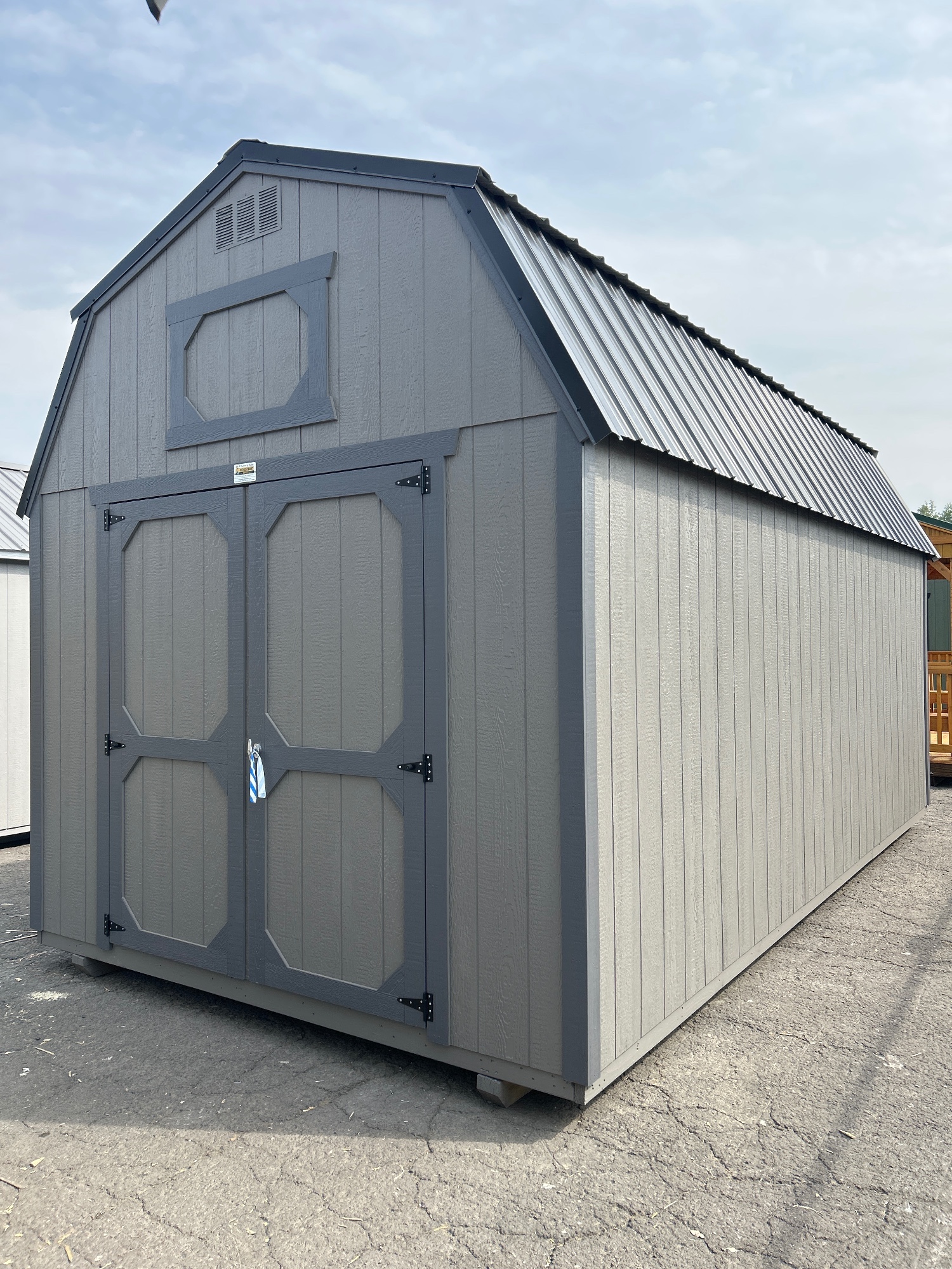 Lofted Barn - 10x20