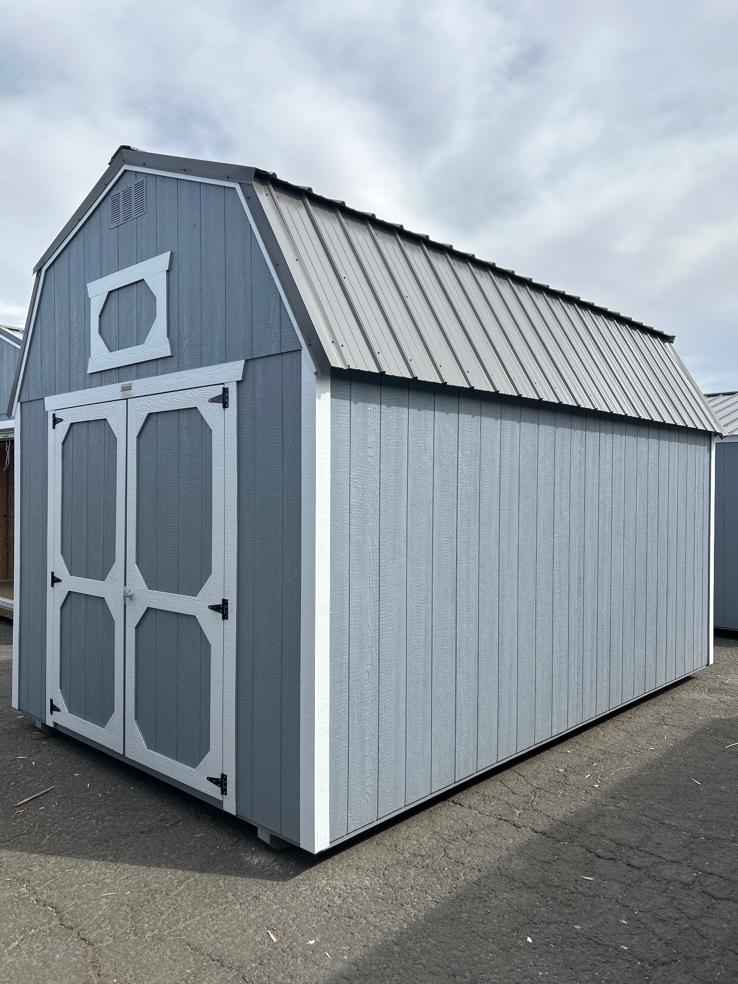 Lofted Barn - 10x16