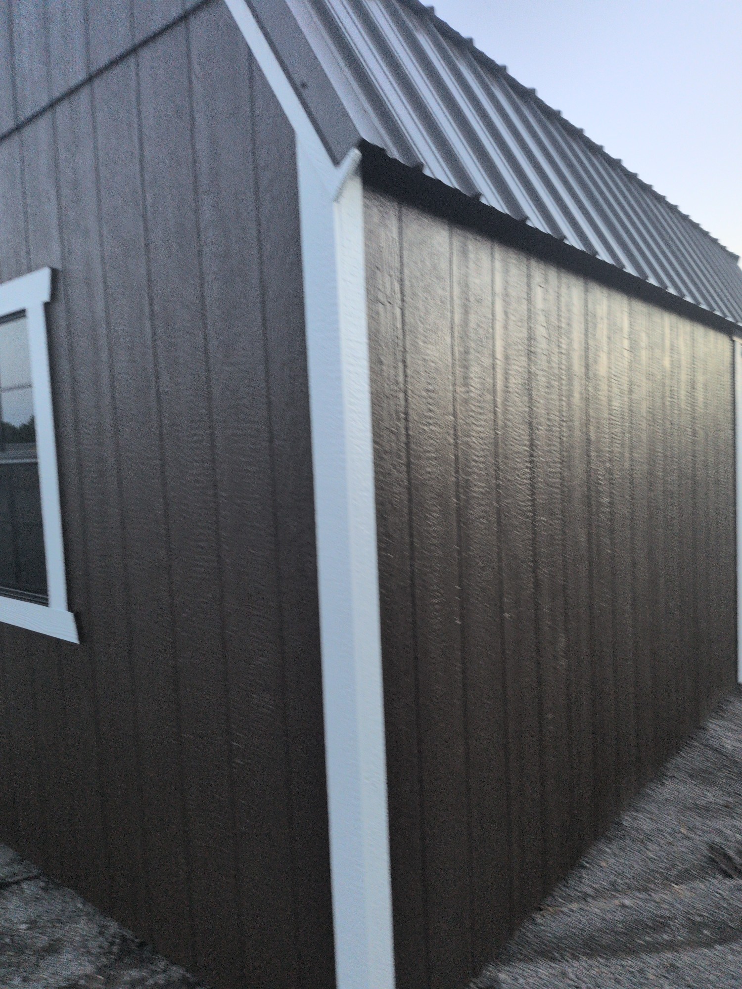 Lofted Barn 8' Garage - 10x16