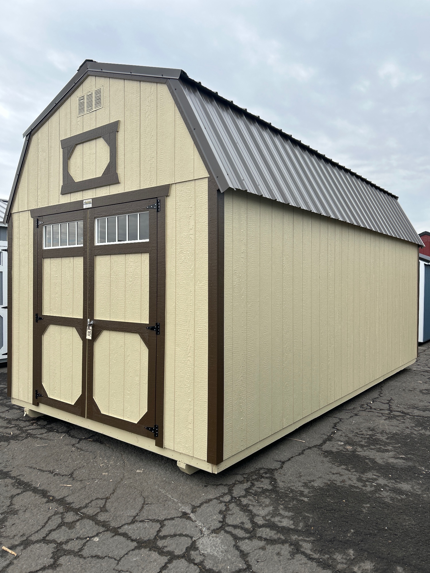Lofted Barn - 10x20