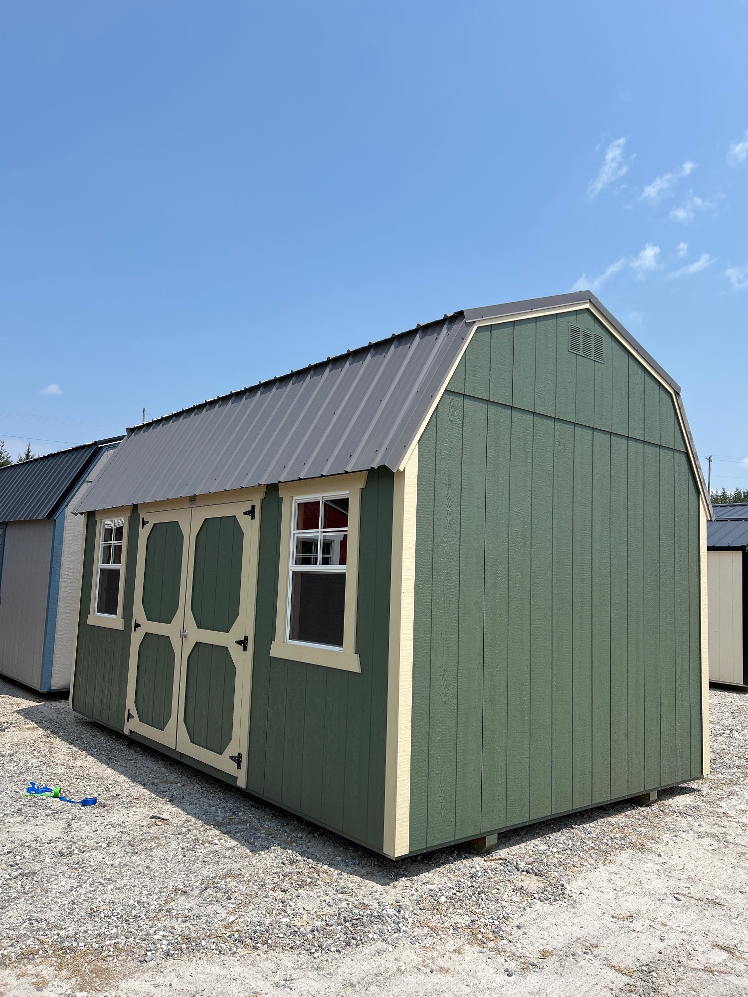 Lofted Barn - 10x16