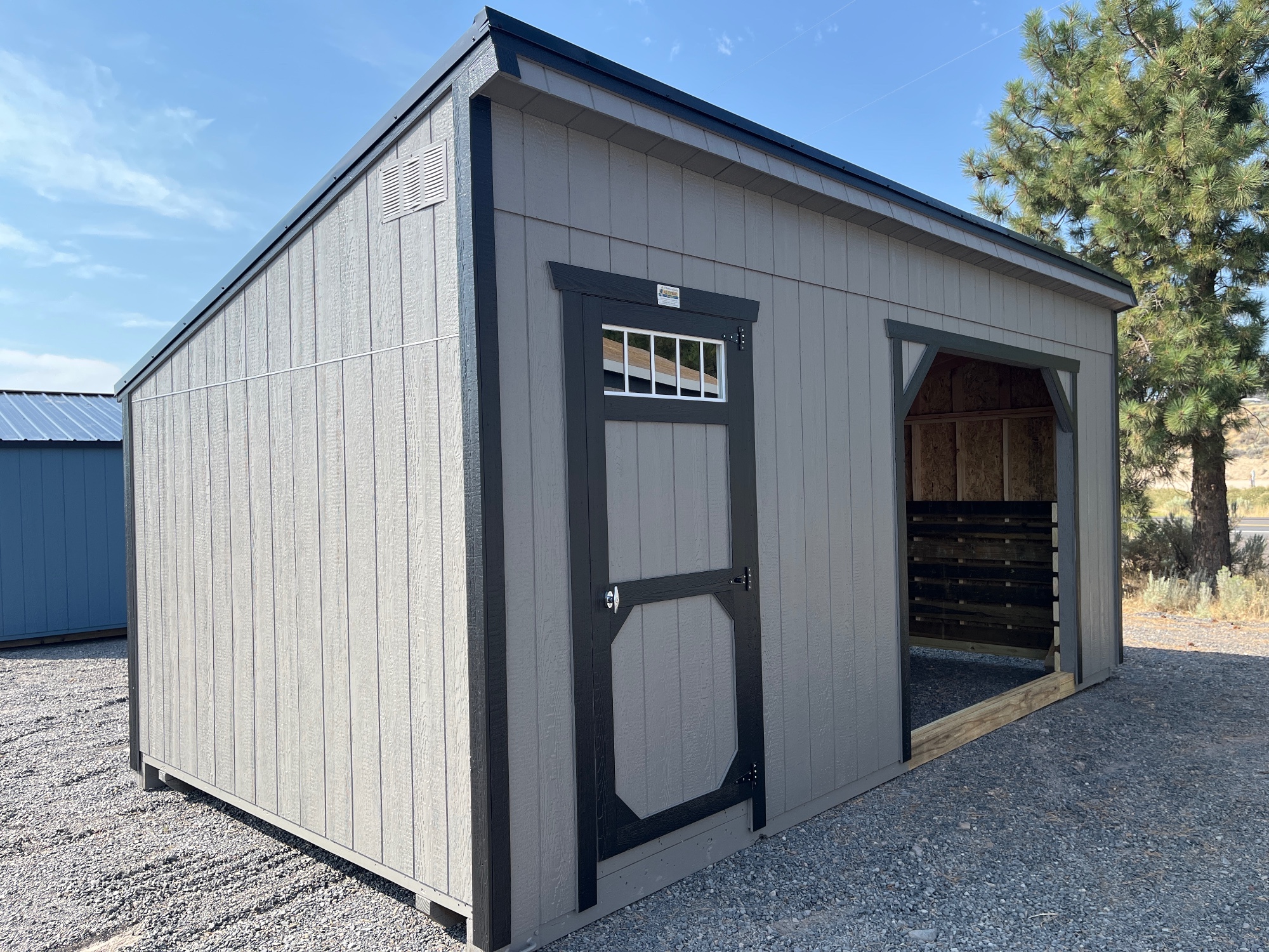 Animal Shelter - 10x20