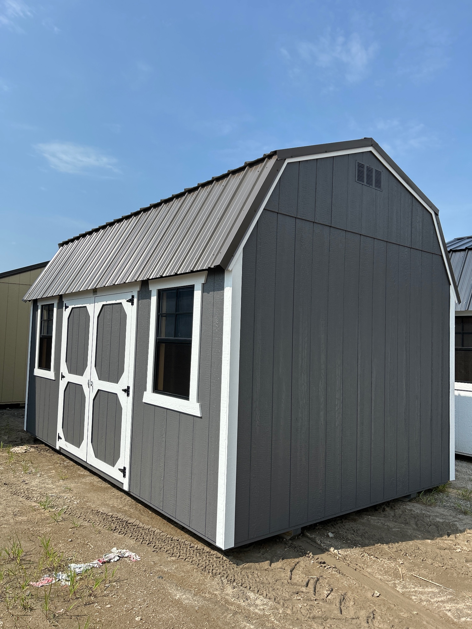 Lofted Barn - 10x16