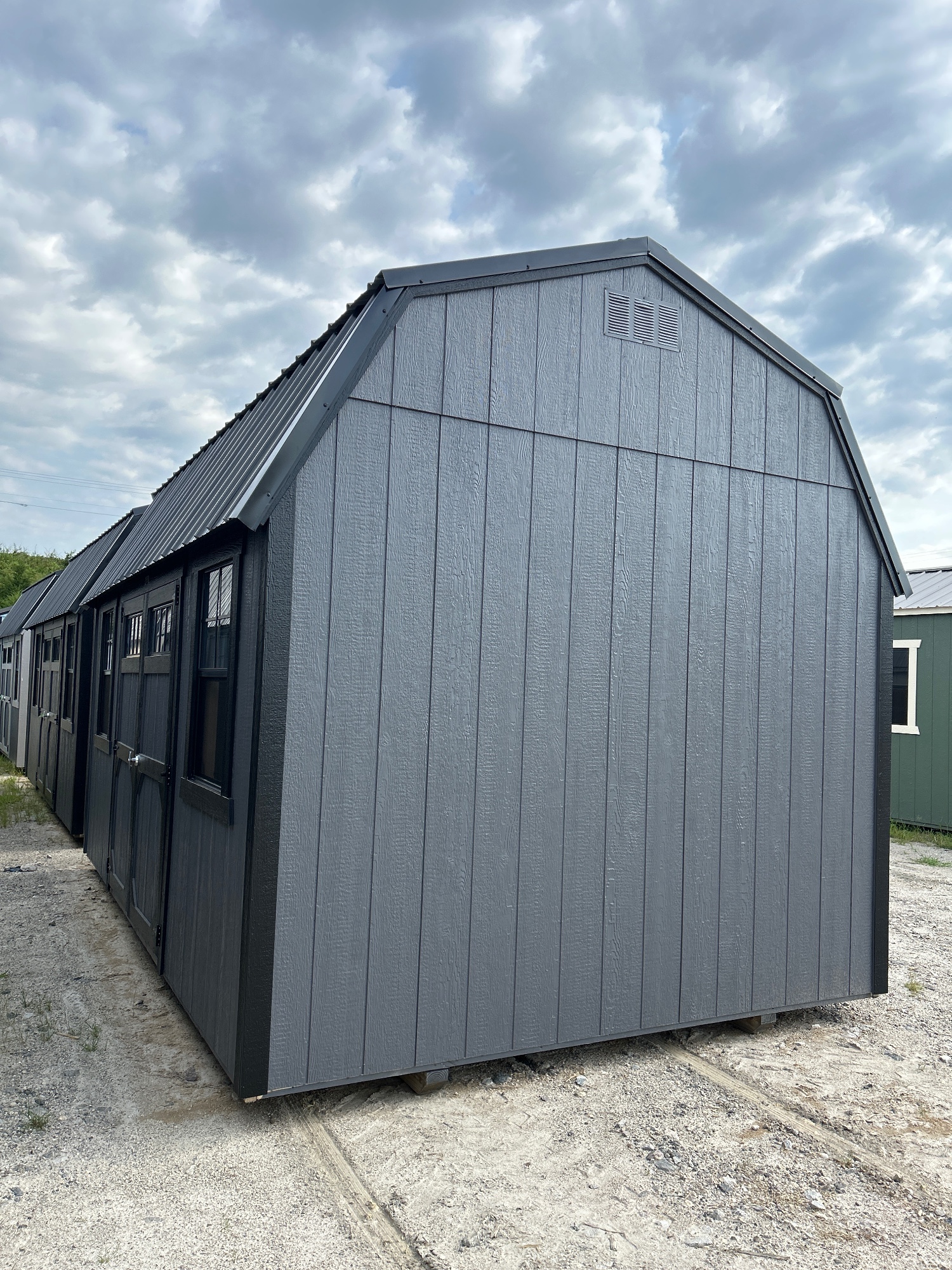 Lofted Barn - 10x16