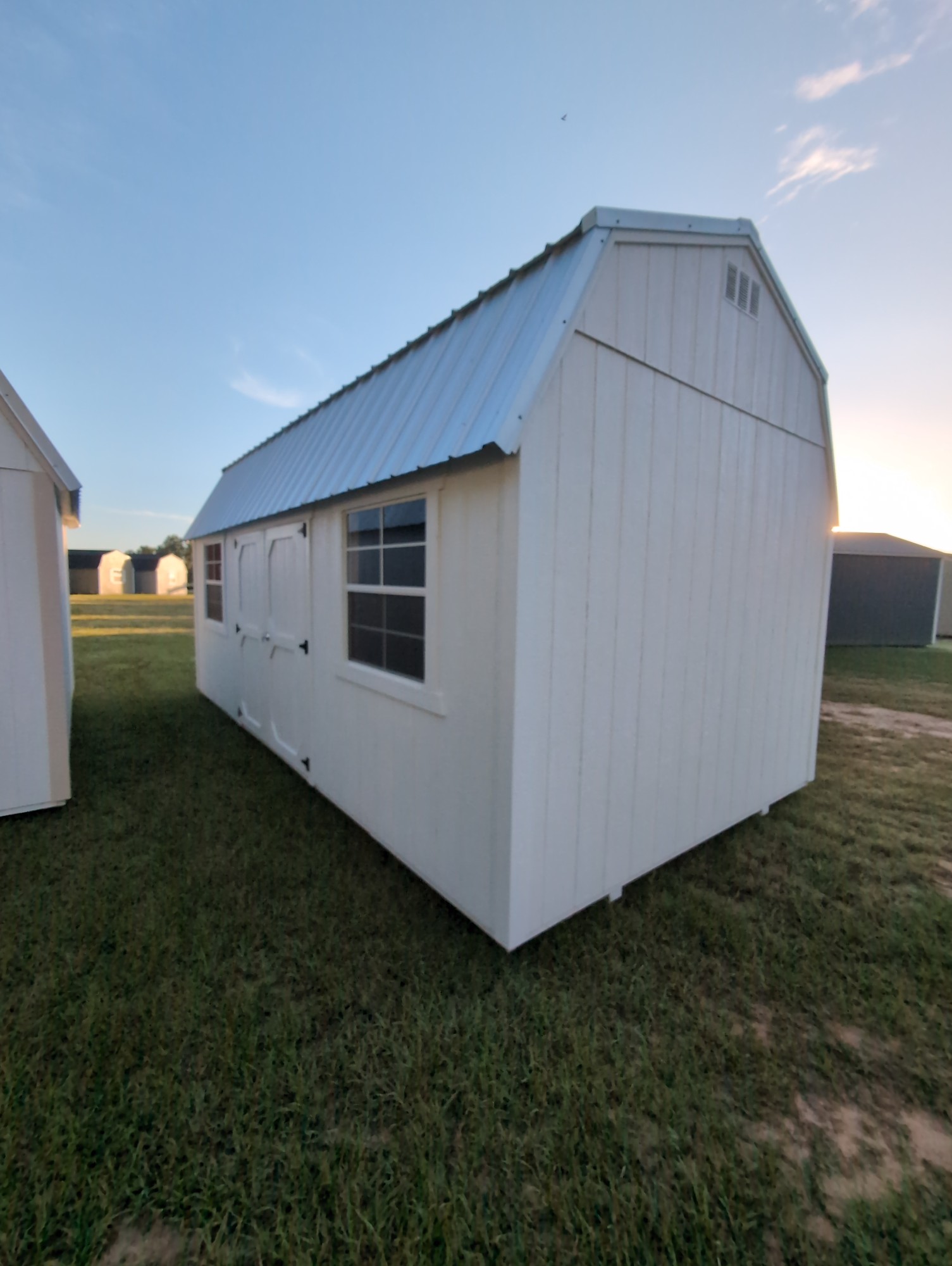 Lofted Barn - 10x20