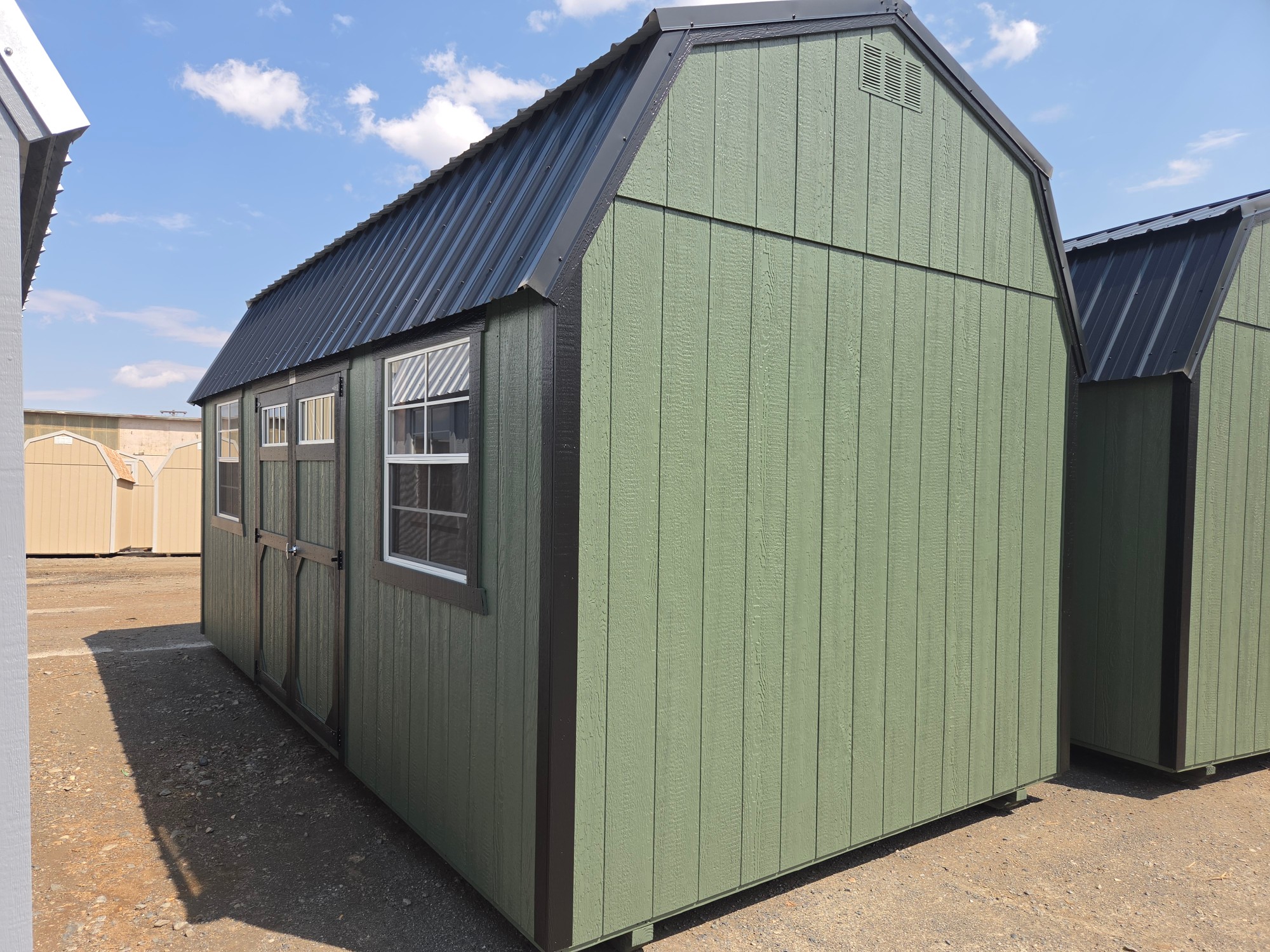 Lofted Barn - 10x20