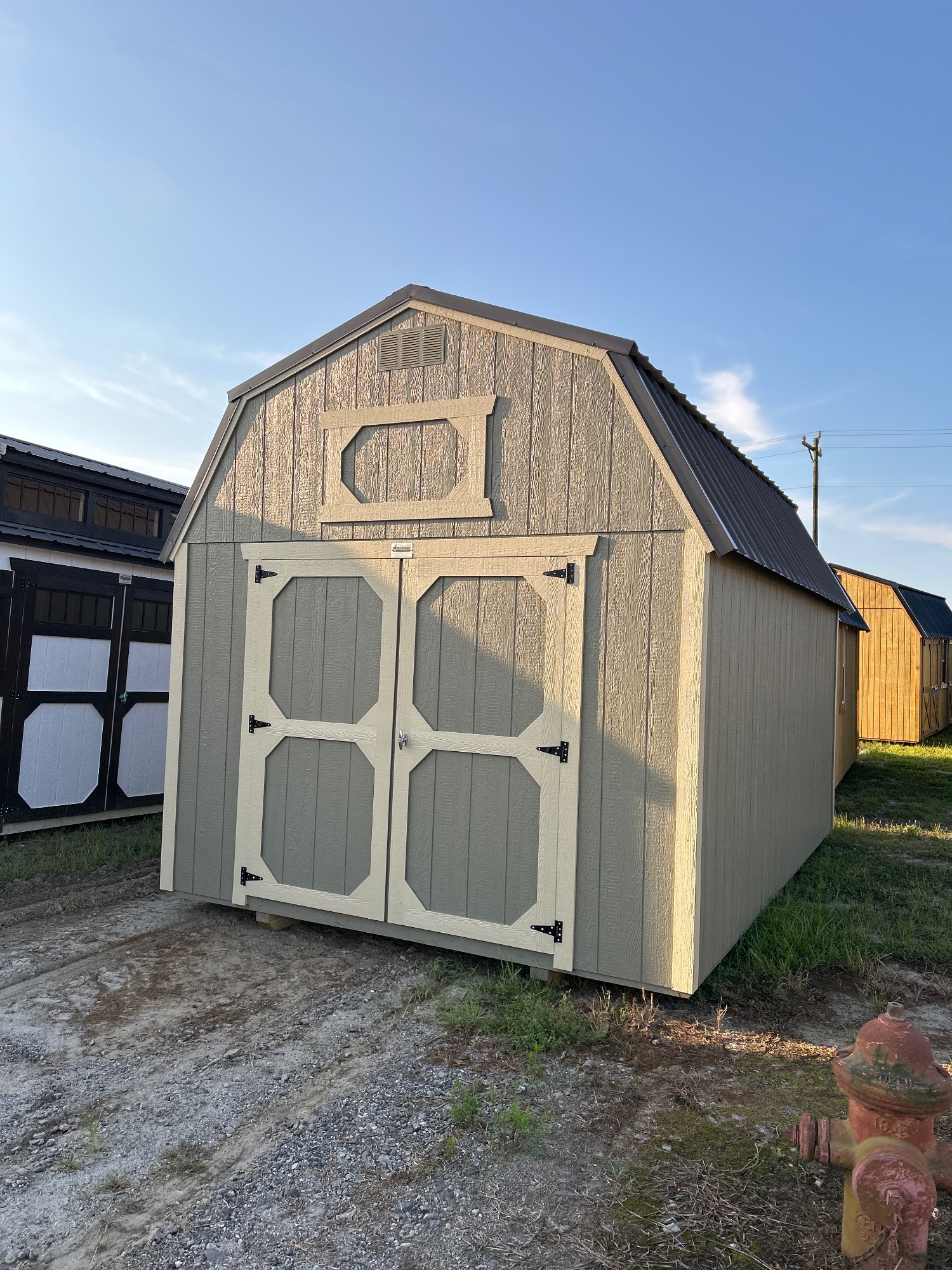 Lofted Barn - 10x16