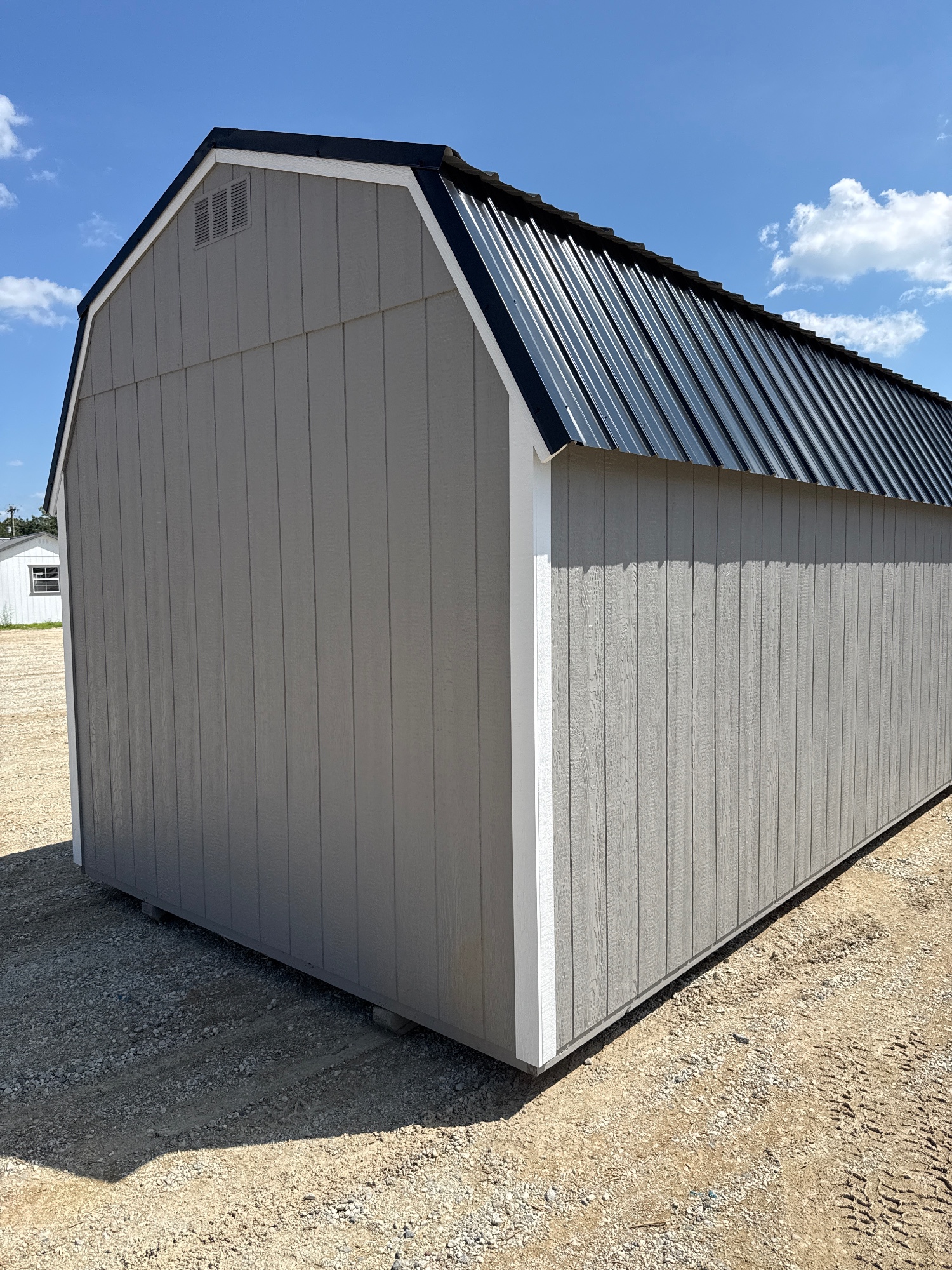 Lofted Barn - 10x20
