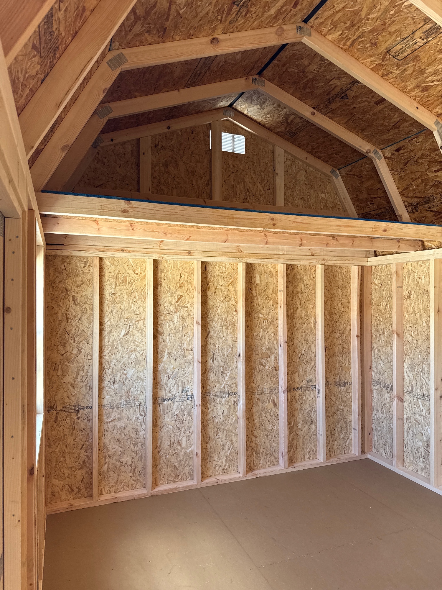 Lofted Barn - 10x20