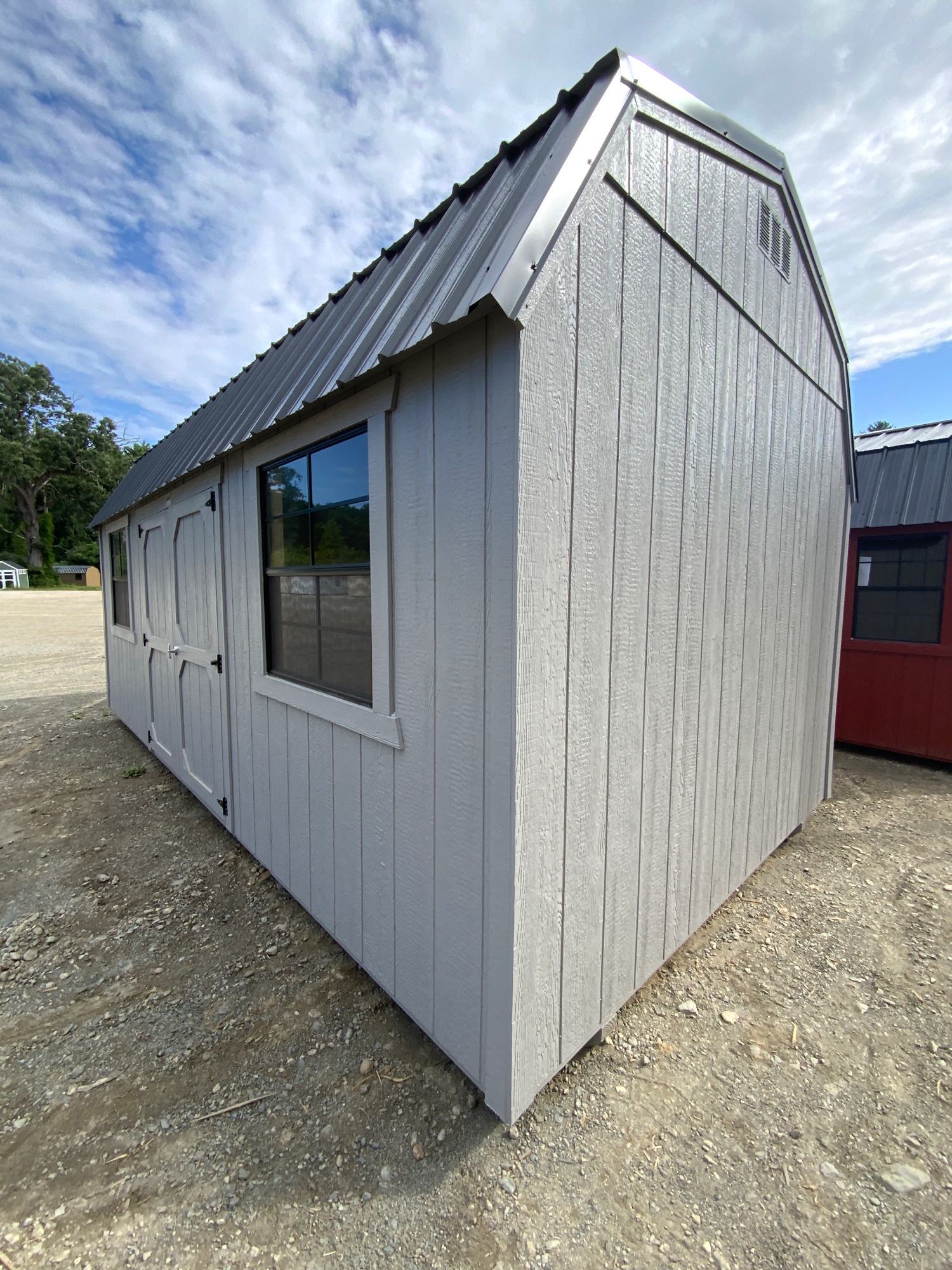 Lofted Barn - 10x20