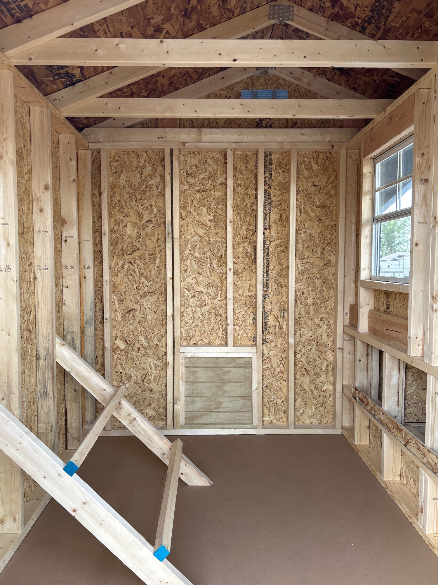 Chicken Coop - 6x8 image 4