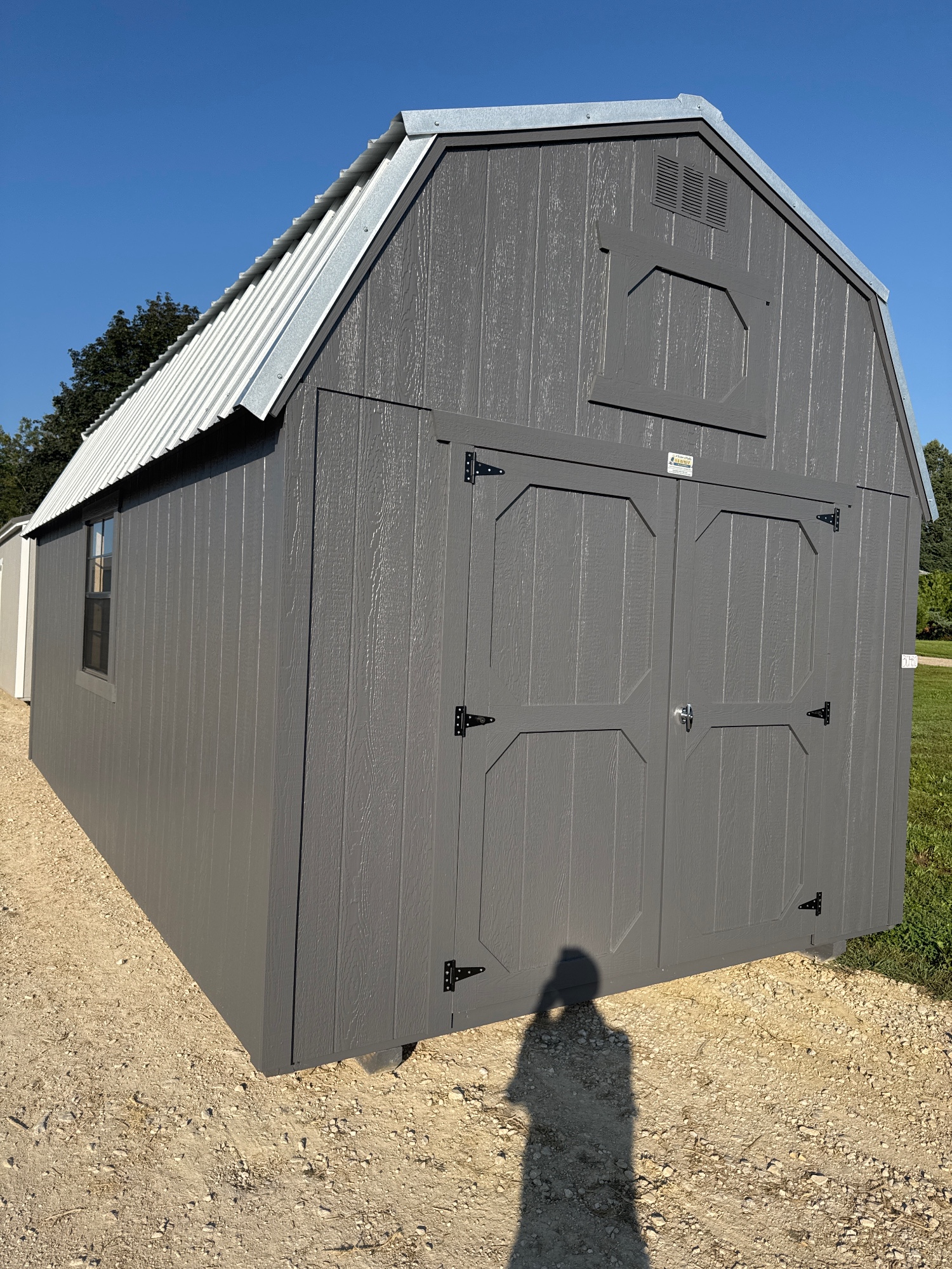 Lofted Barn - 10x20