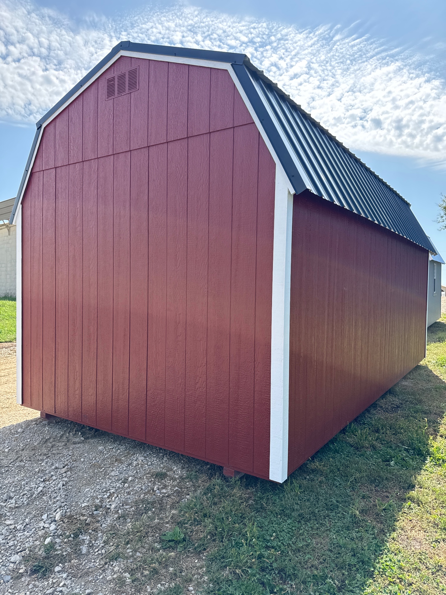 Lofted Barn - 10x20