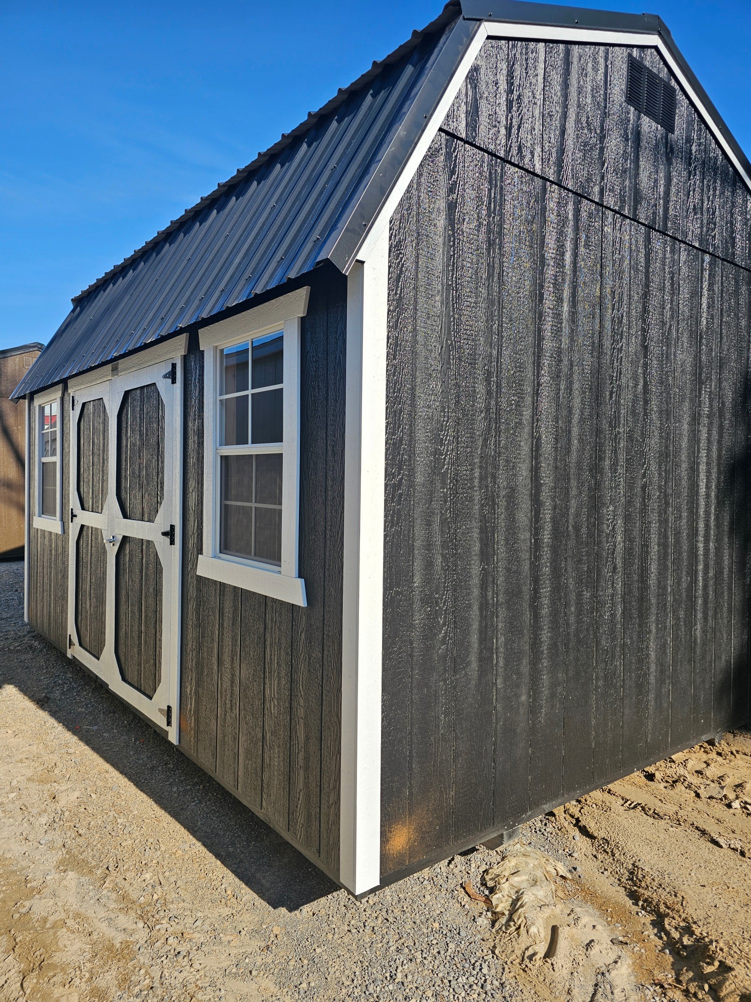 Lofted Barn - 10x16