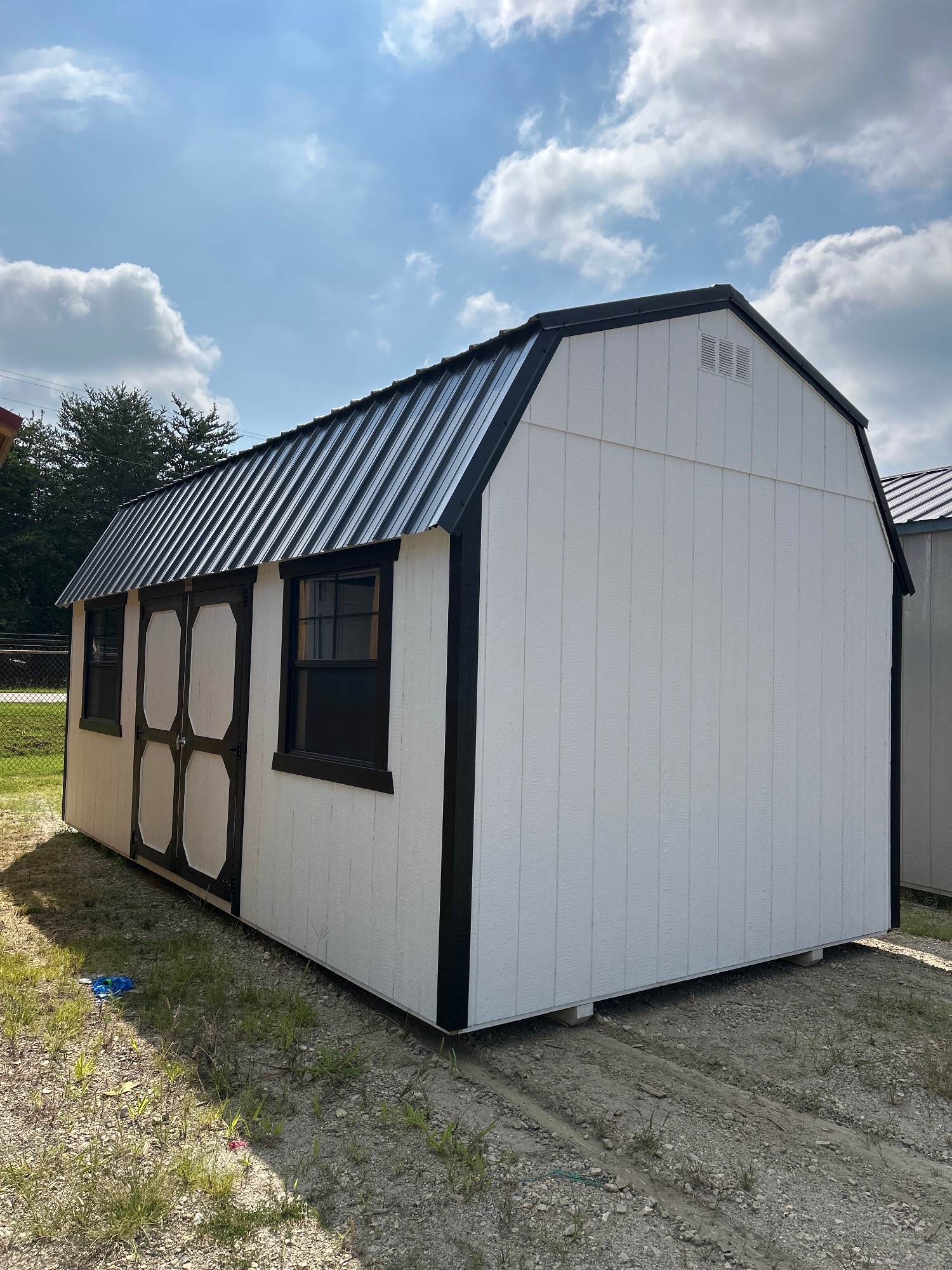 Lofted Barn - 10x20