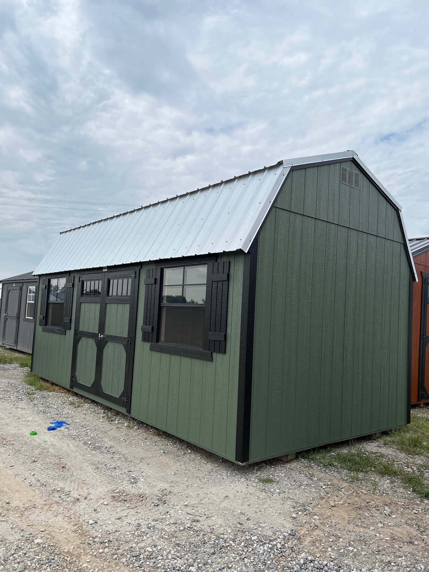 Lofted Barn - 10x20
