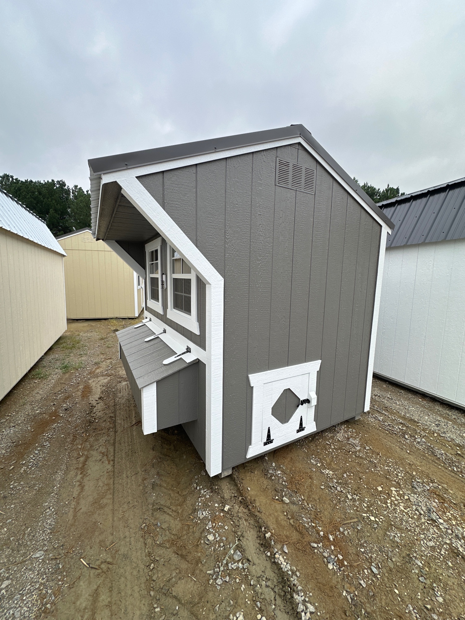 Chicken Coop - 6x8 image 2