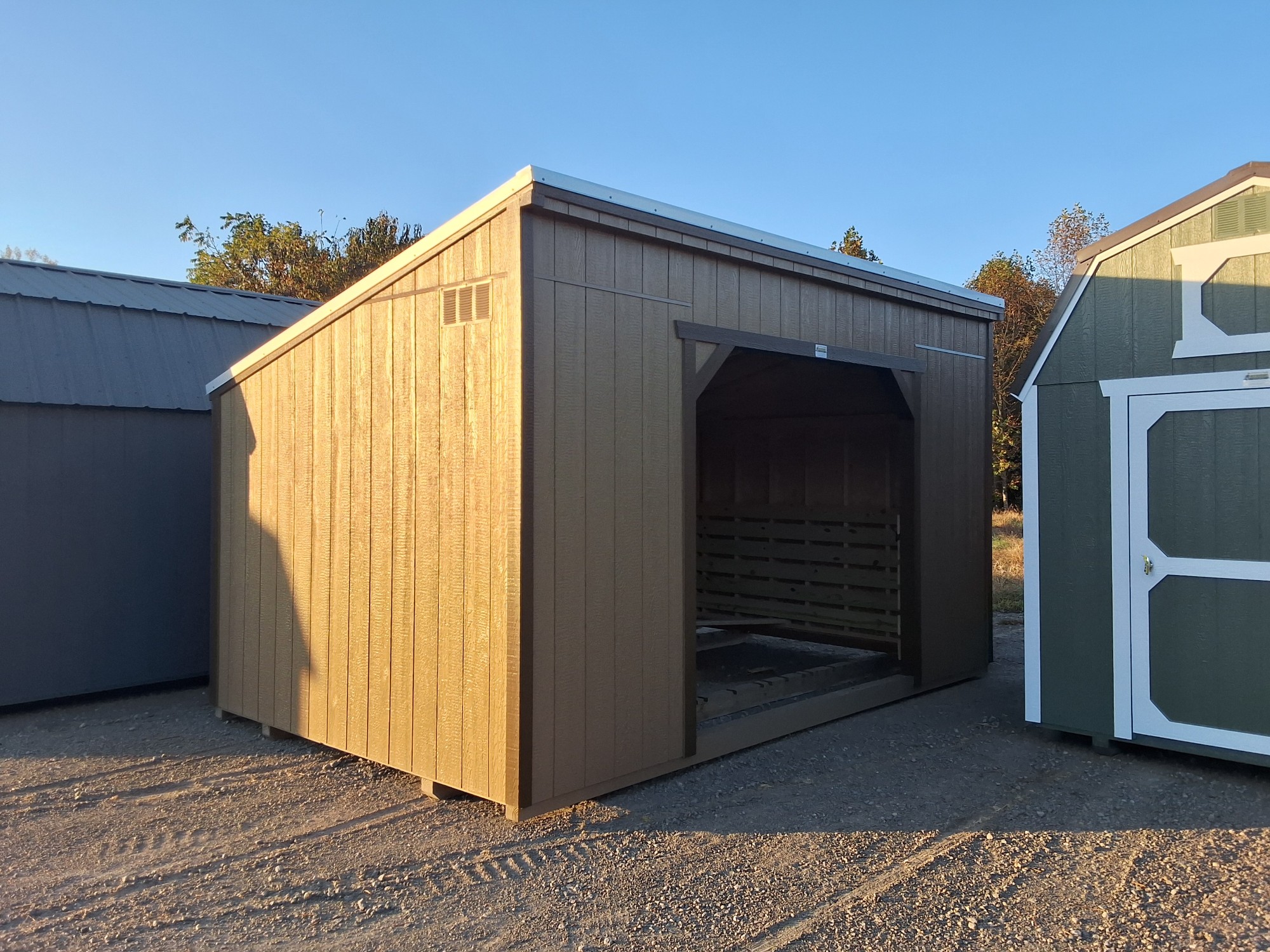 Animal Shelter - 10x16
