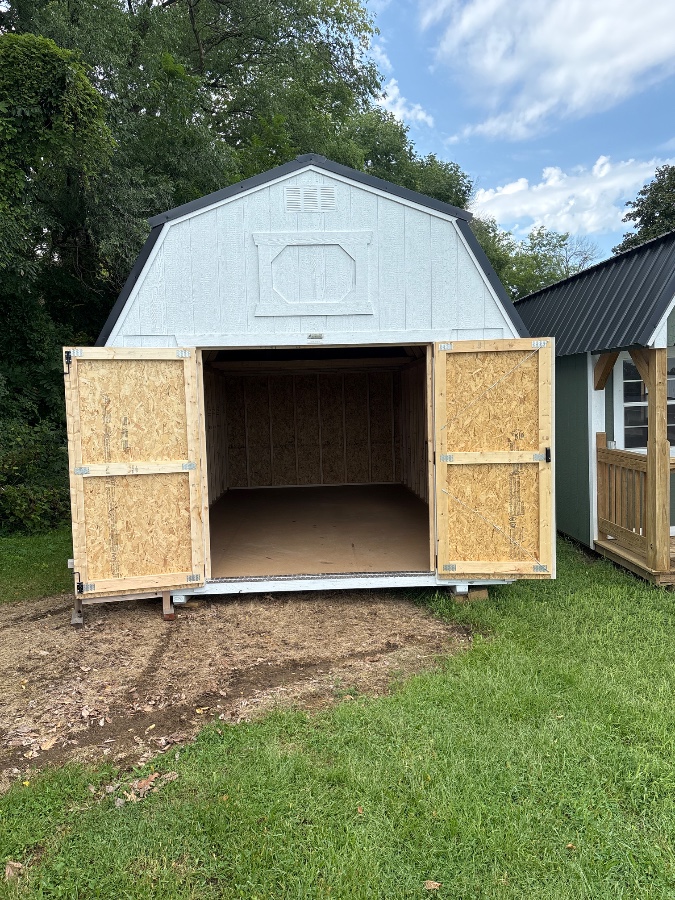 Lofted Barn - 10x20