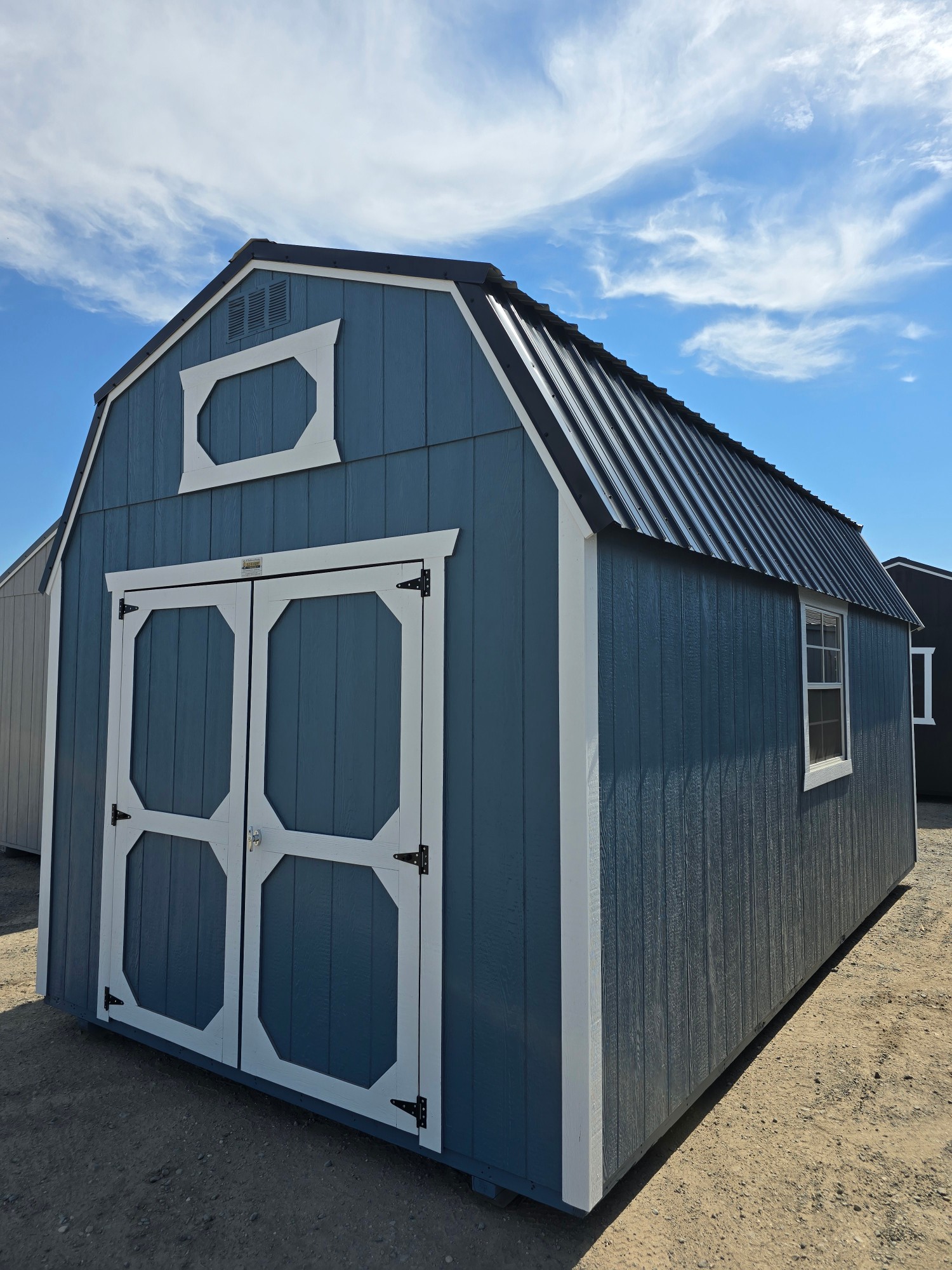 Lofted Barn - 10x20