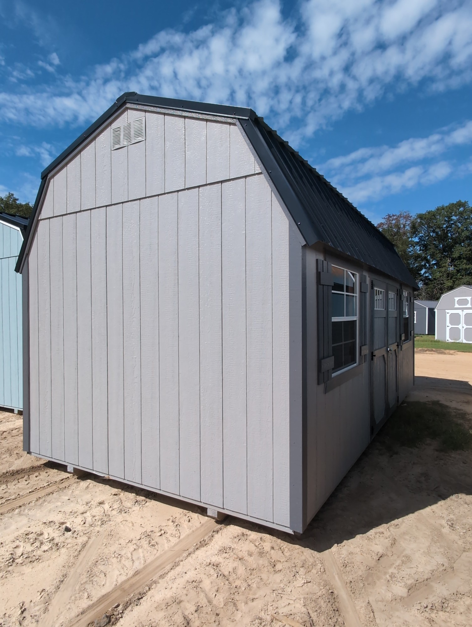 Lofted Barn - 10x20
