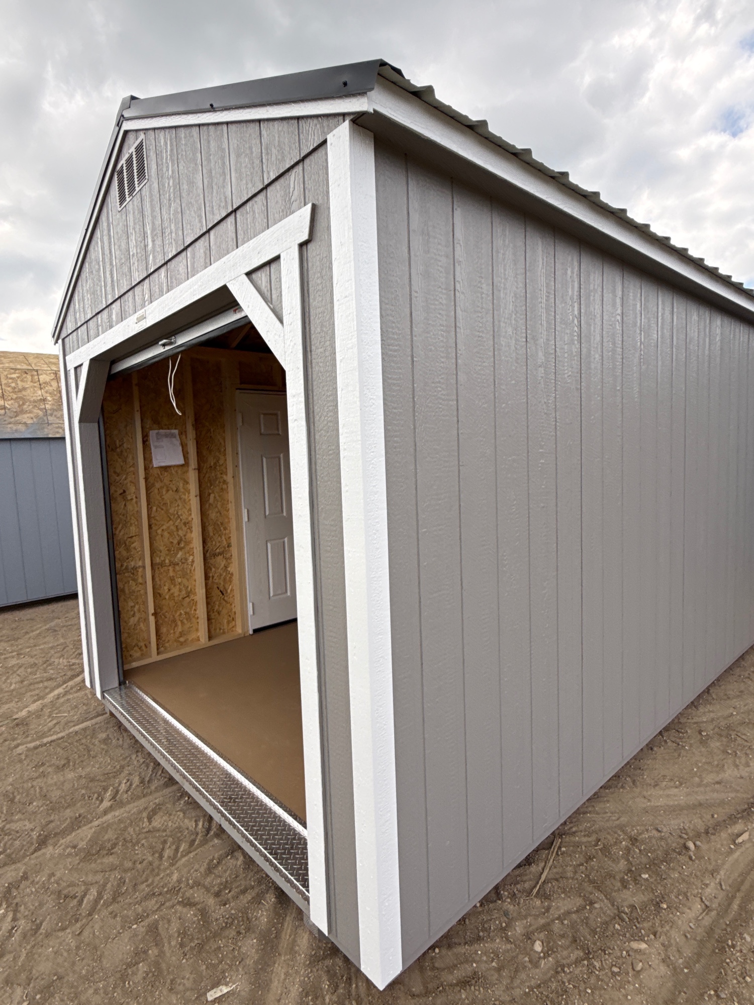 Utility 8' Garage - 10x16