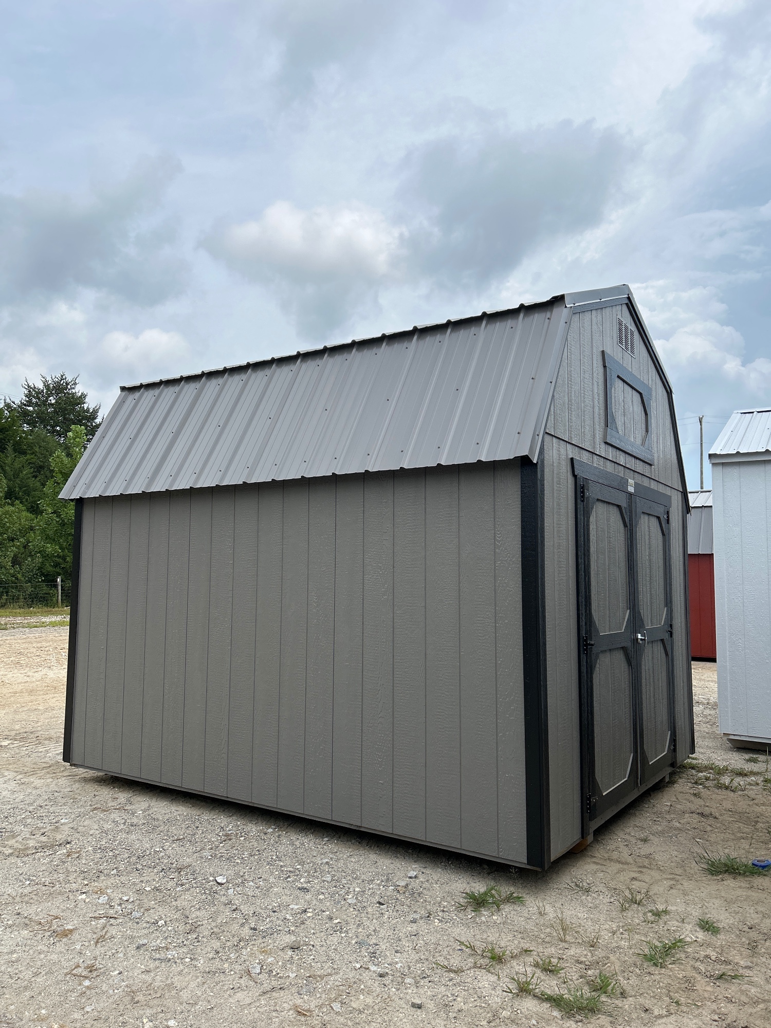 Lofted Barn - 10x12