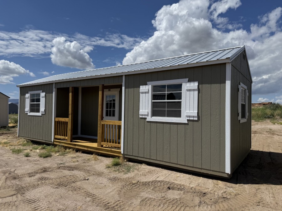 Utility Center Porch - 12x32