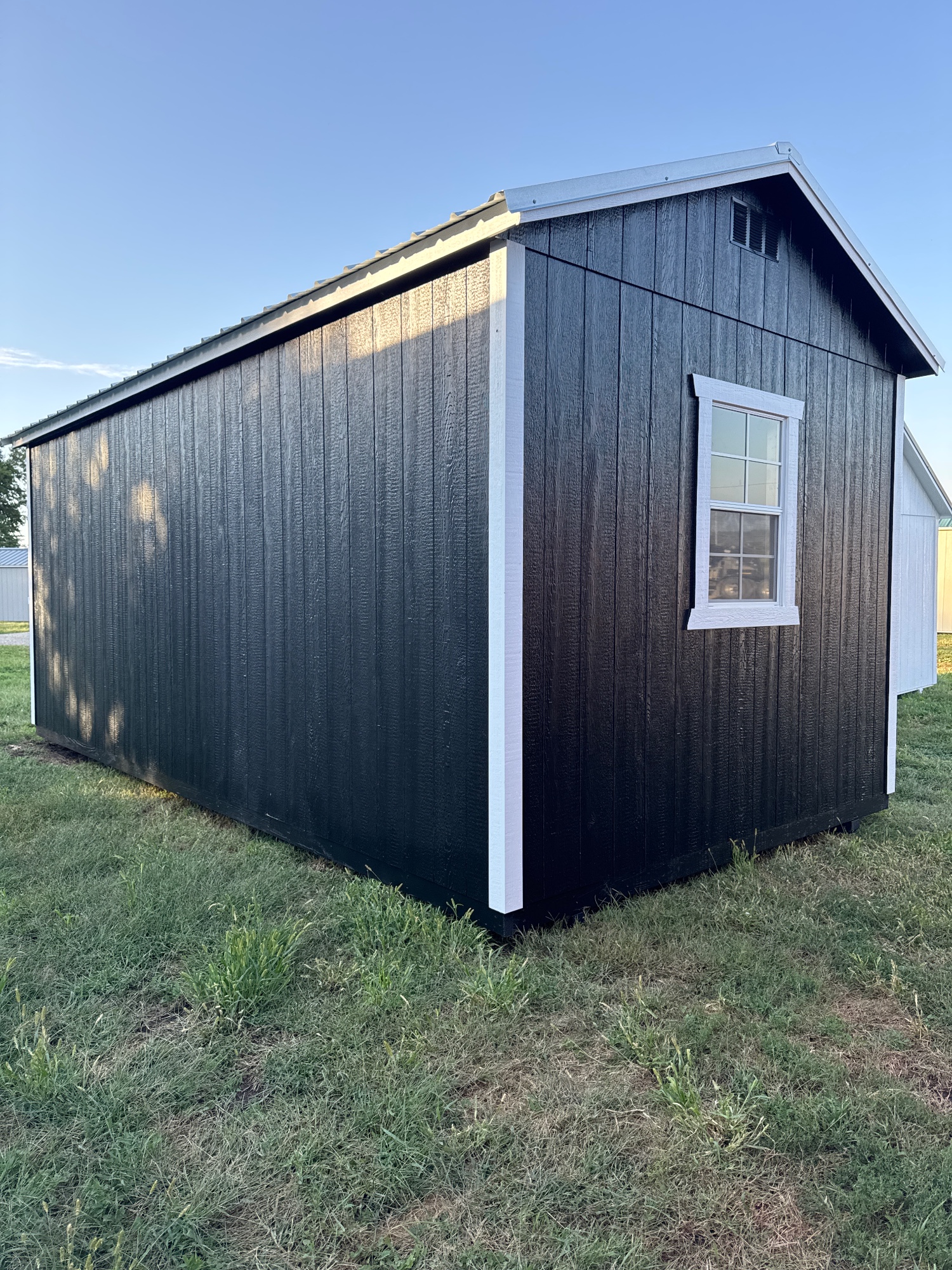 Utility 8' Garage - 10x20 image 2