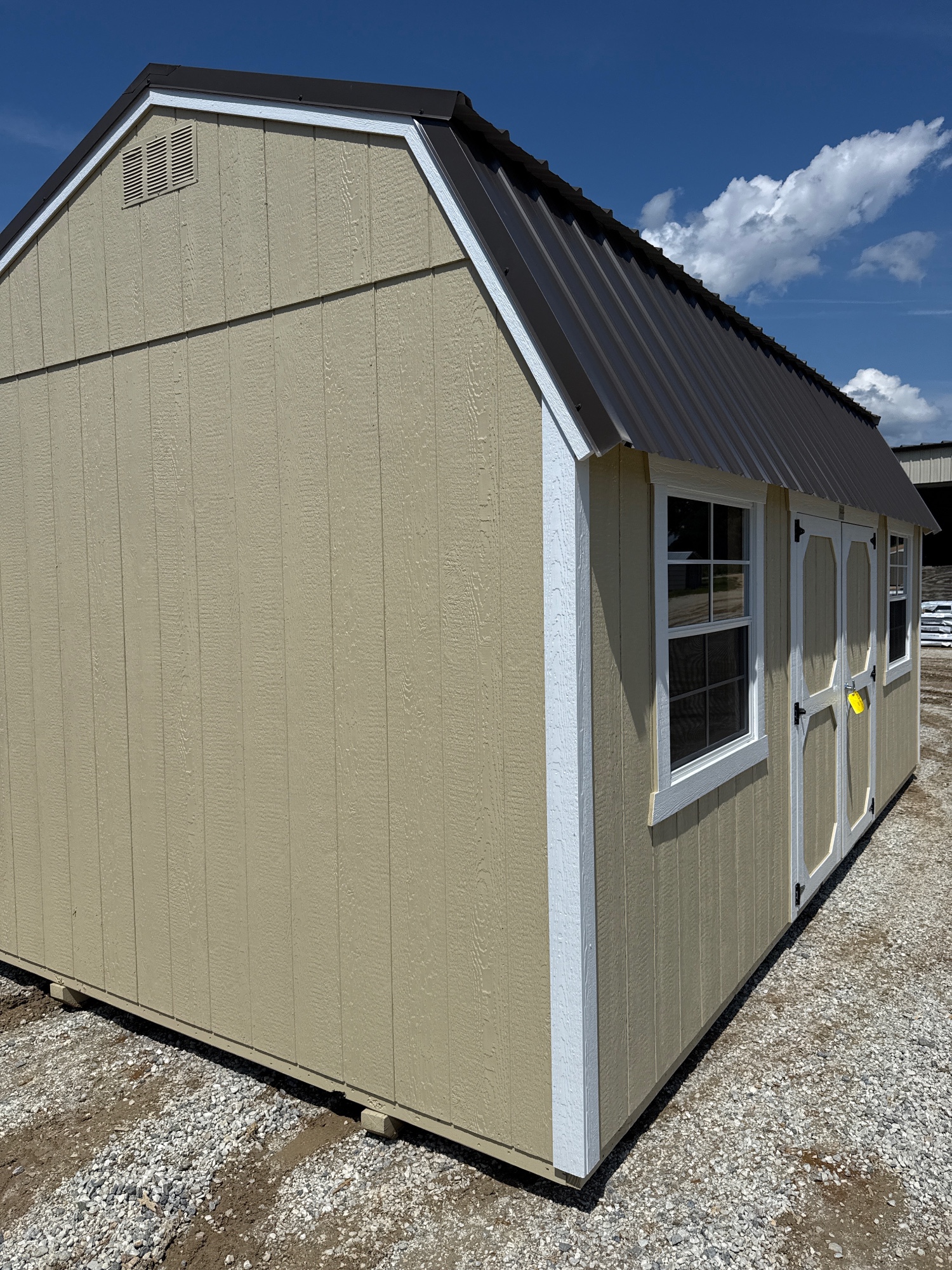 Lofted Barn - 10x20